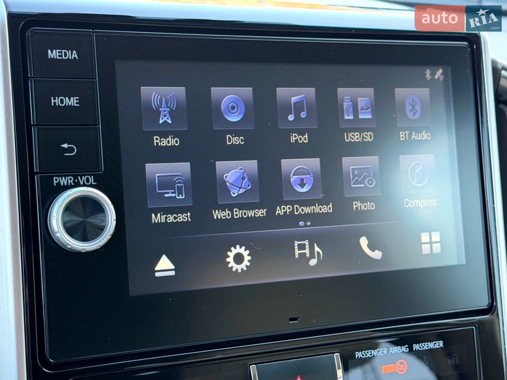 Toyota Land Cruiser 2021 VIN JTMCV05J804325651 фото оголошення 56 з 104