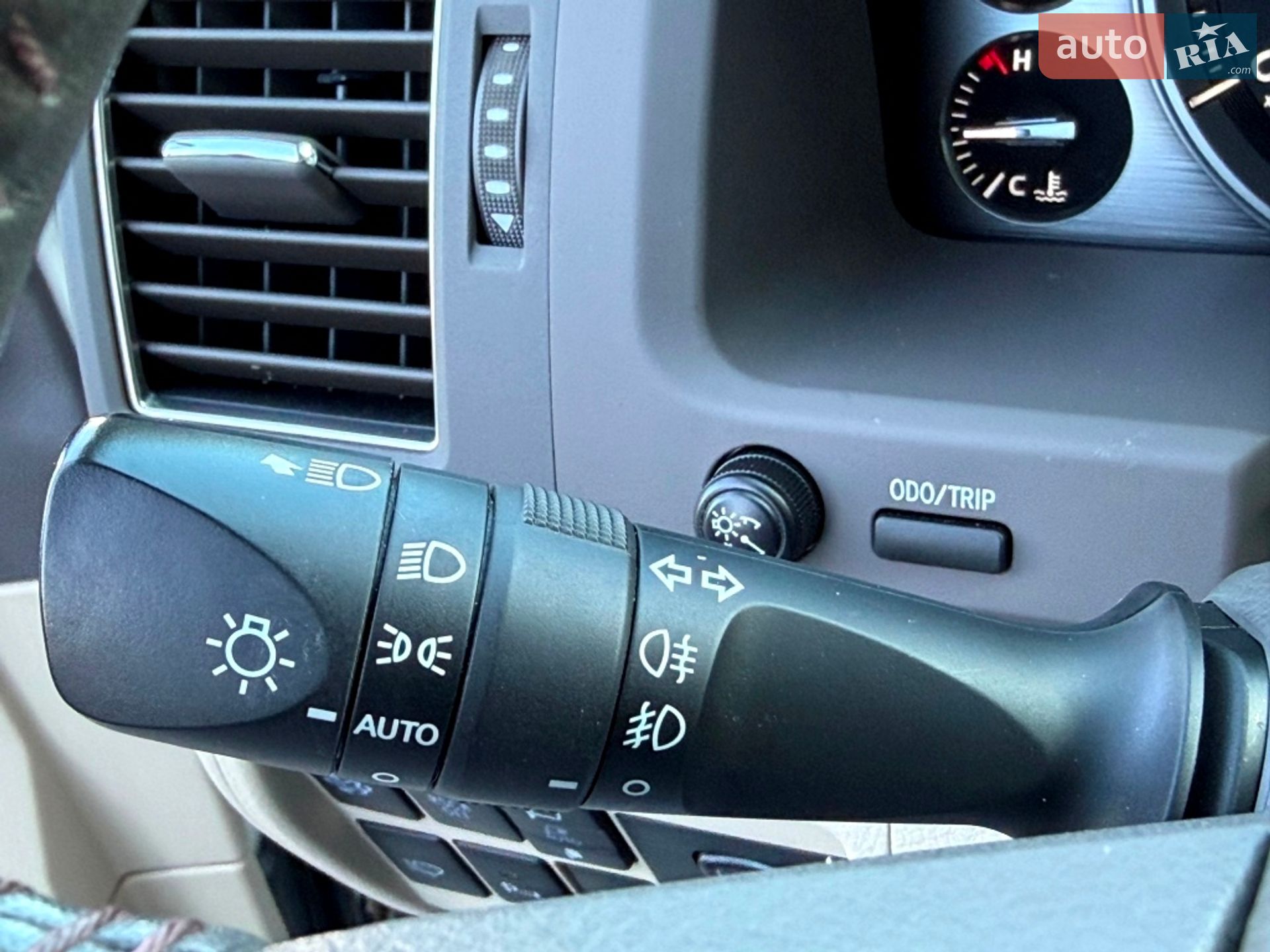 Toyota Land Cruiser 2021 VIN JTMCV05J804325651 фото оголошення 62 з 104