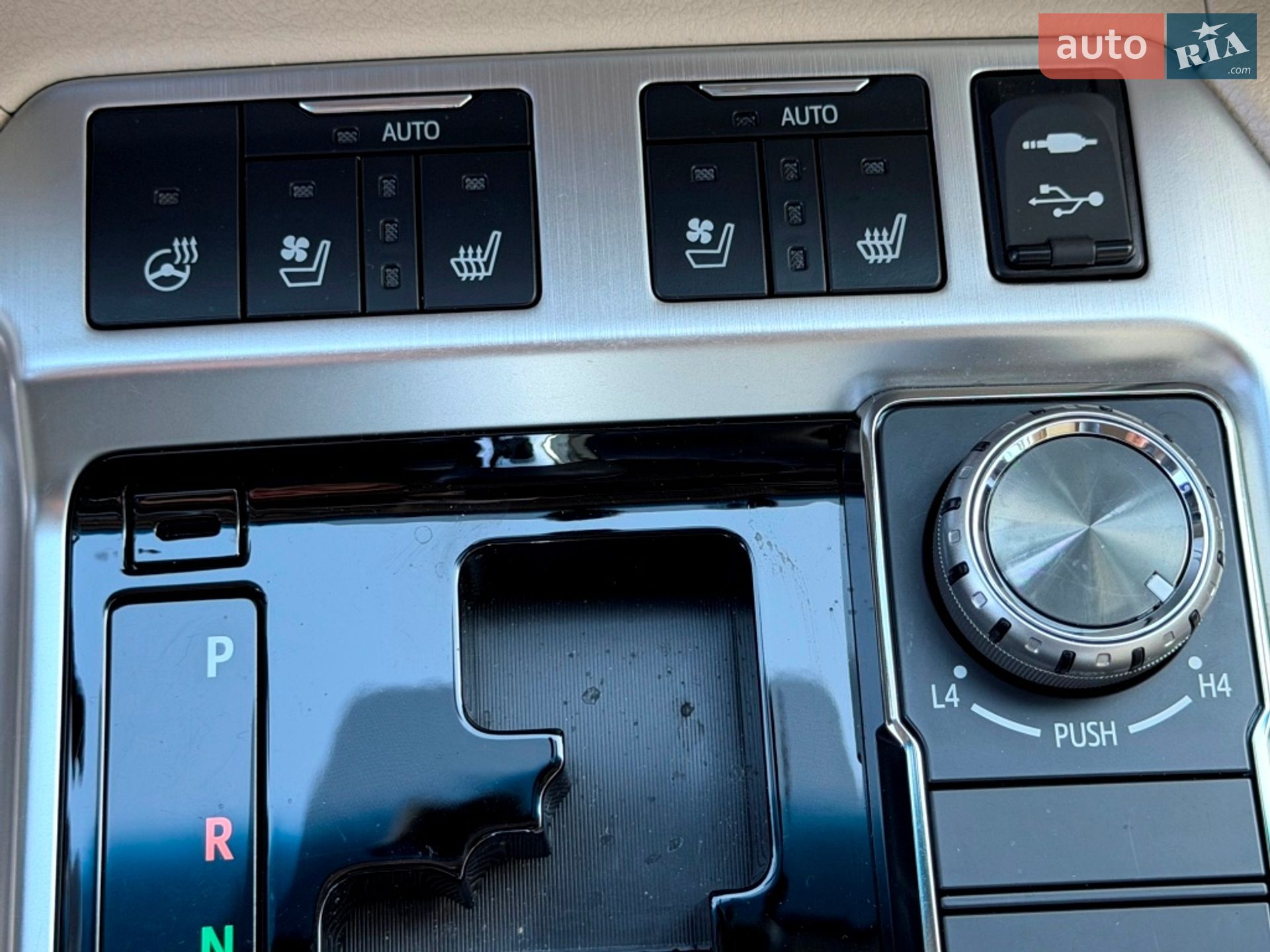 Toyota Land Cruiser 2021 VIN JTMCV05J804325651 фото оголошення 73 з 104