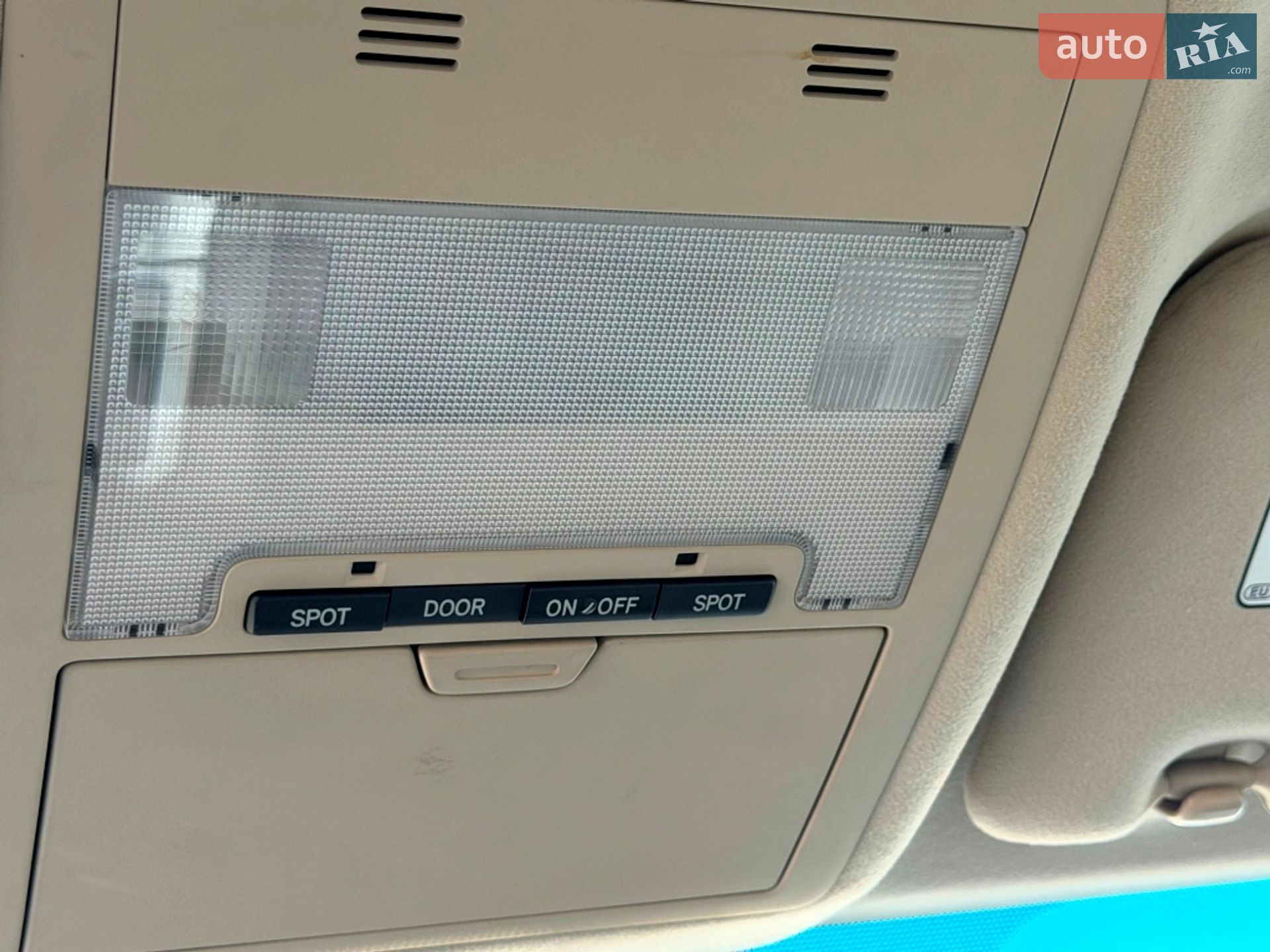 Toyota Land Cruiser 2021 VIN JTMCV05J804325651 фото оголошення 76 з 104