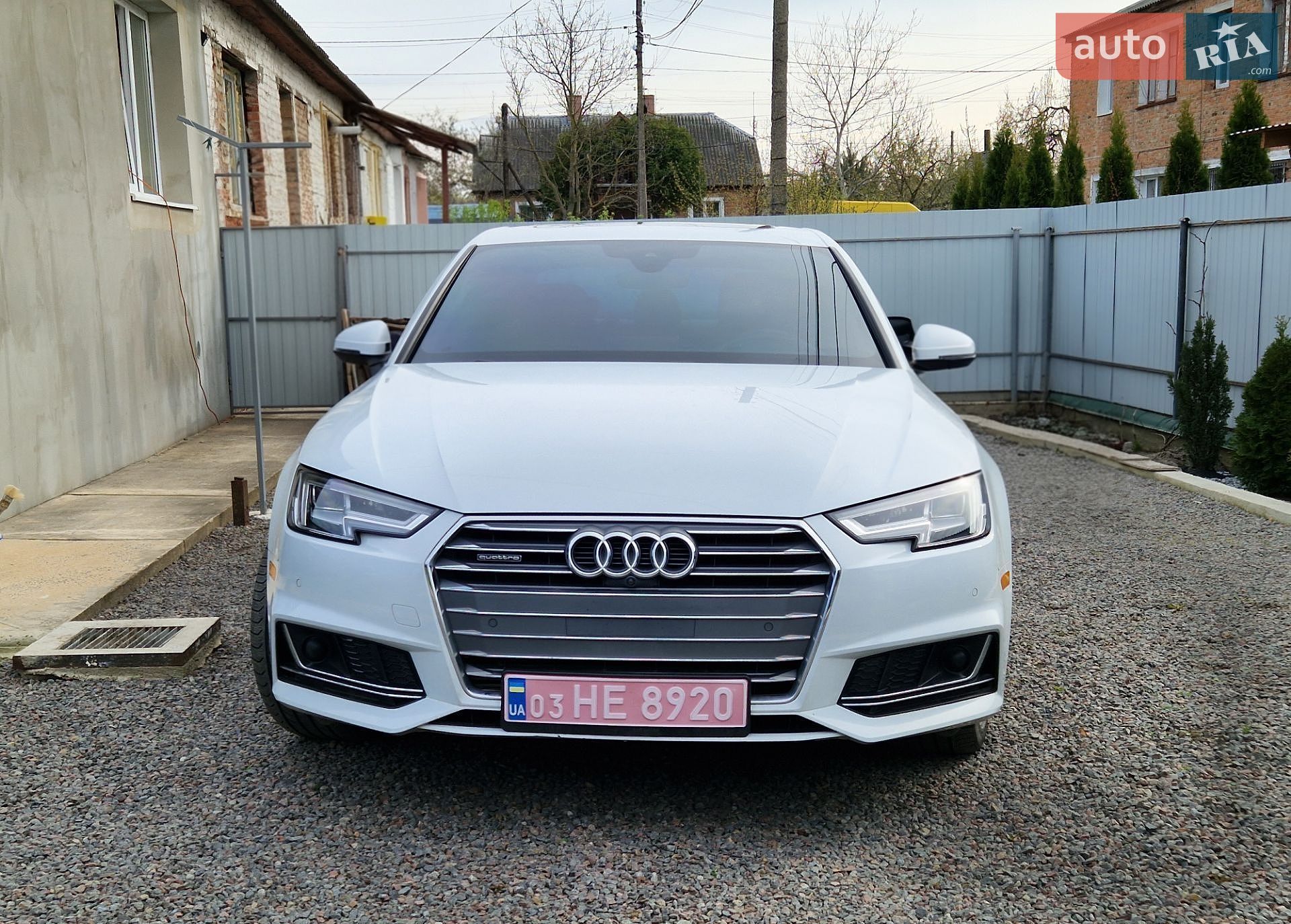 Audi A4 2017 VIN WAUFNAF43HN011808 фото оголошення 7 з 43