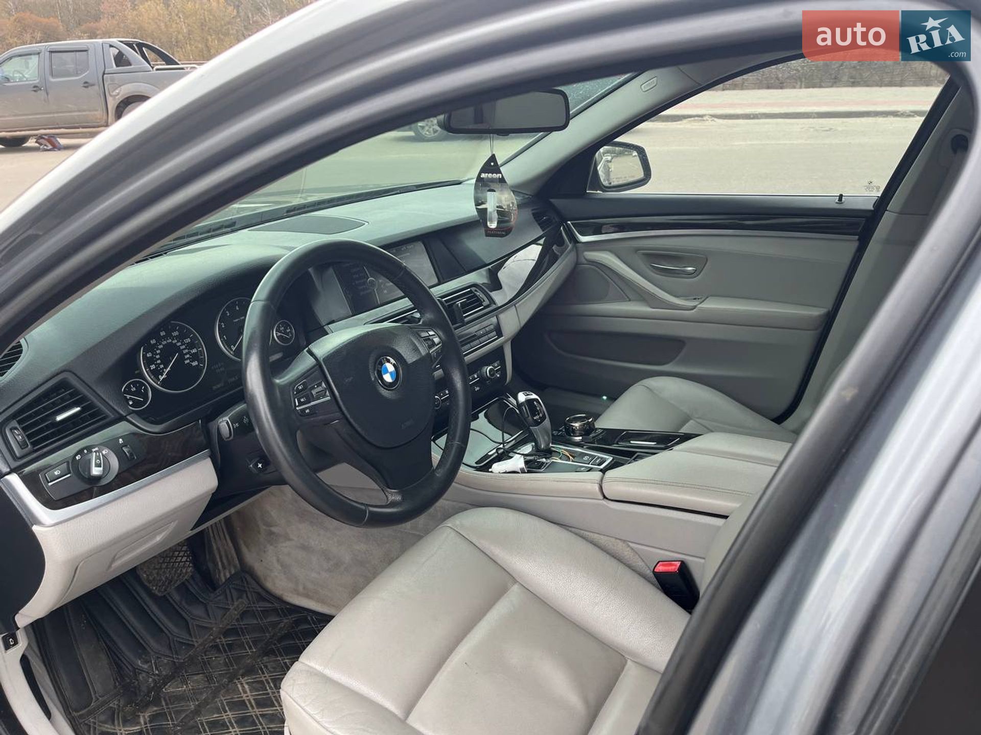BMW 5 Series 2011 VIN WBAXG5C53CDW24870 фото оголошення 6 з 10