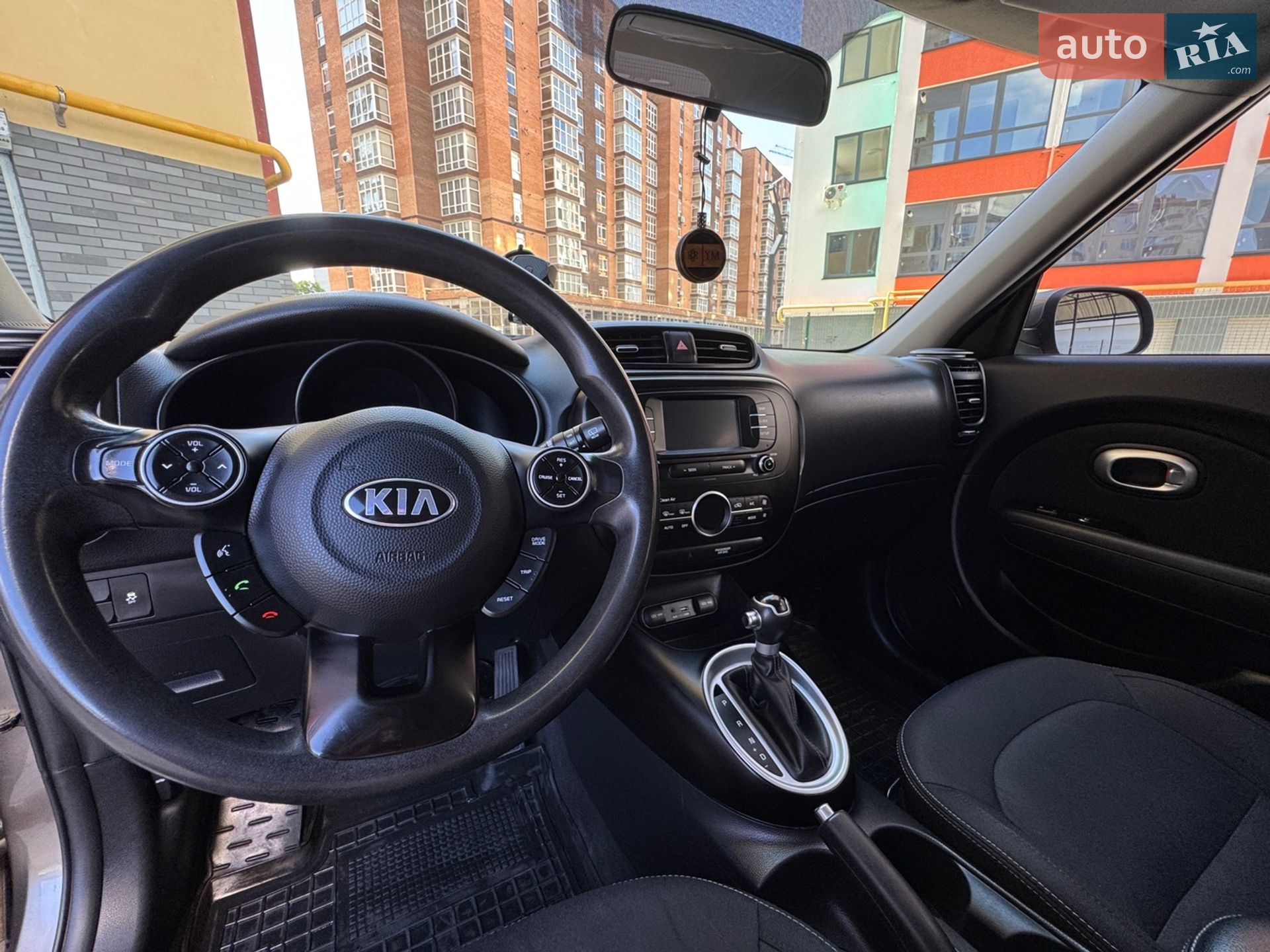 Kia Soul 2017 VIN KNDJP3A55H7504462 фото оголошення 14 з 27