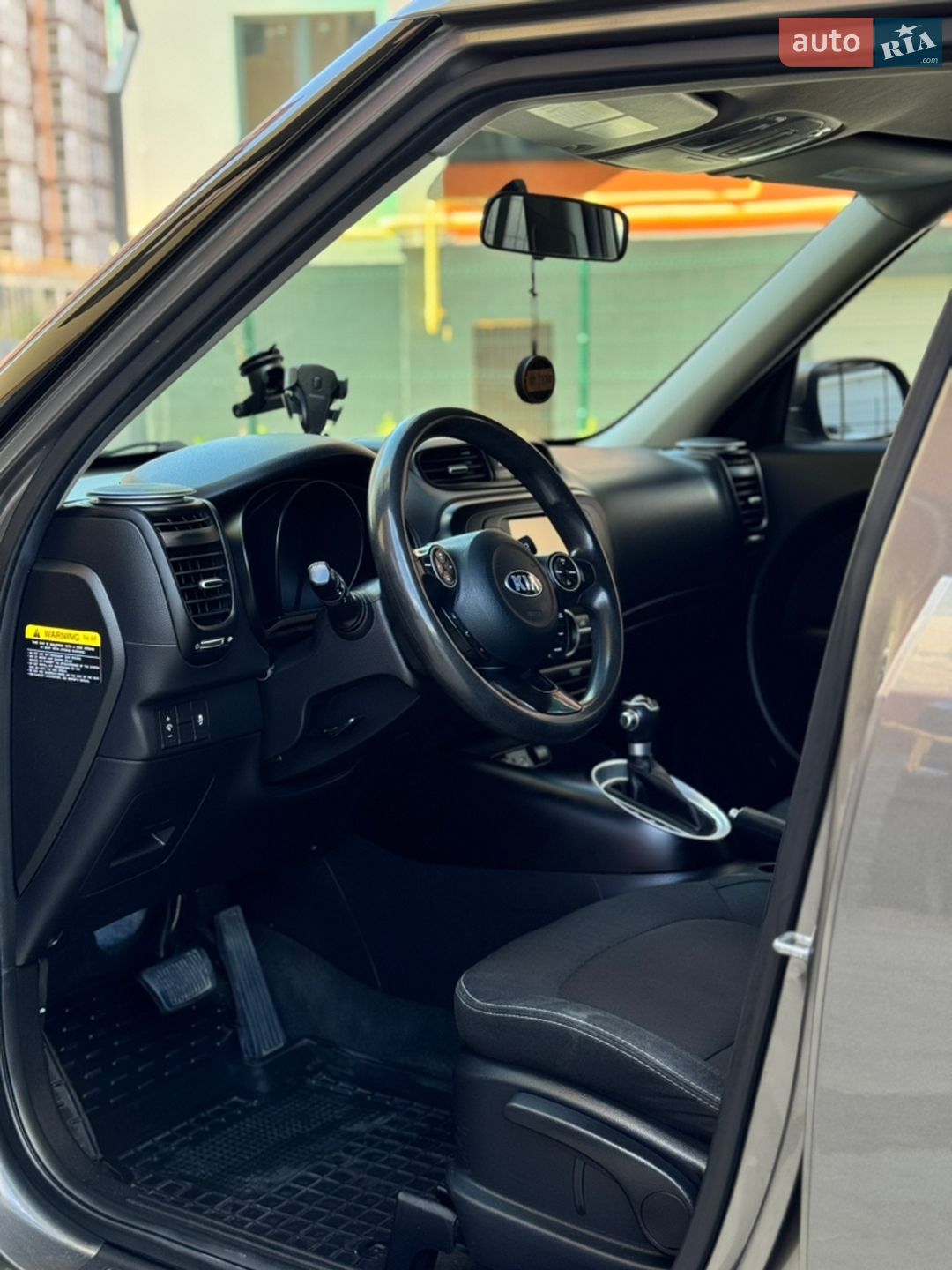 Kia Soul 2017 VIN KNDJP3A55H7504462 фото оголошення 16 з 27