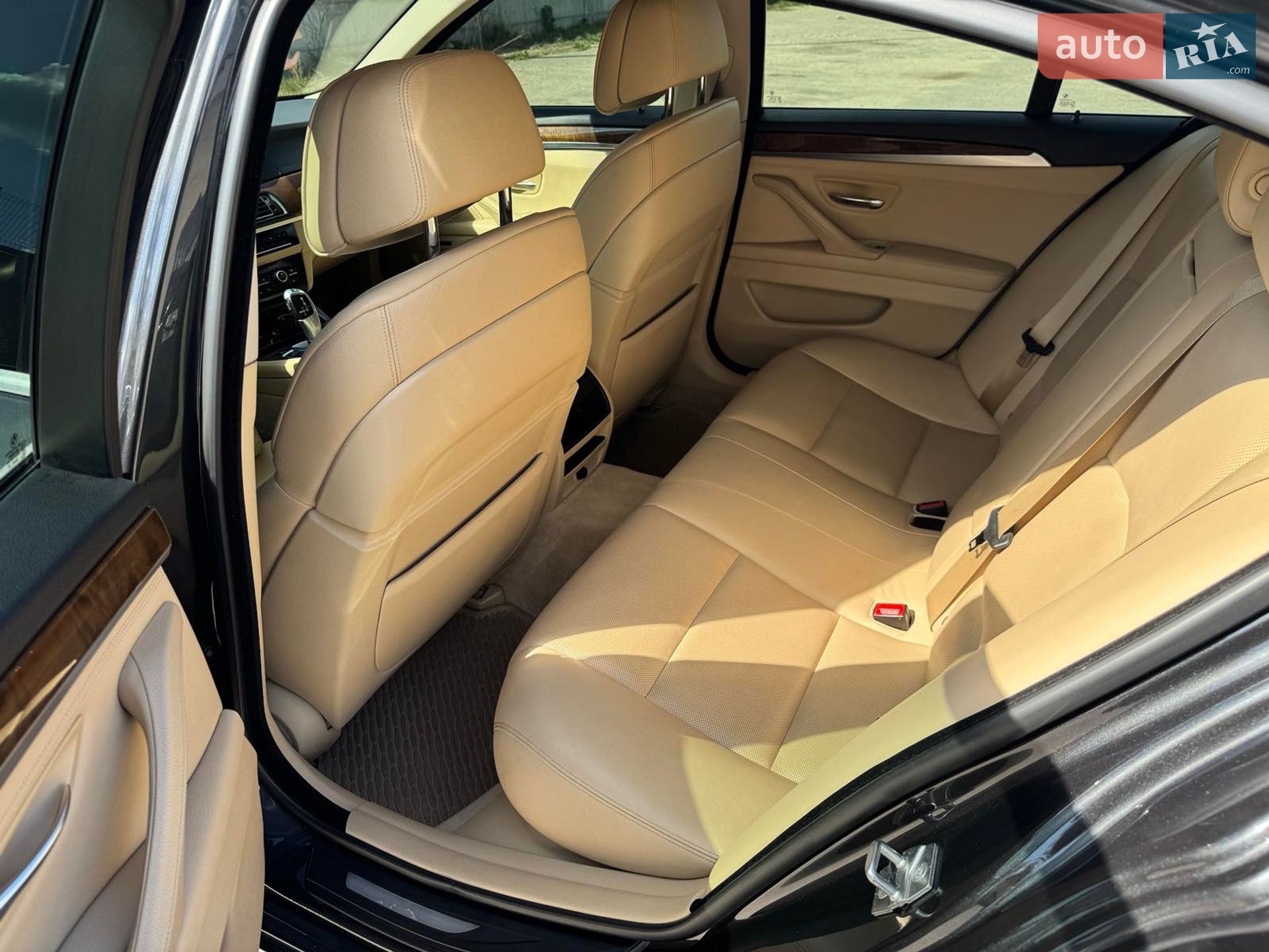 BMW 525D 2012 VIN WBAXA11030DX22407 фото оголошення 28 з 33