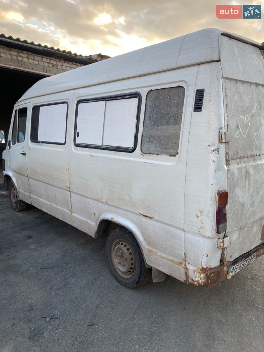 Mercedes-Benz T1 1994 VIN WDB6013621P109585 фото оголошення 9 з 10