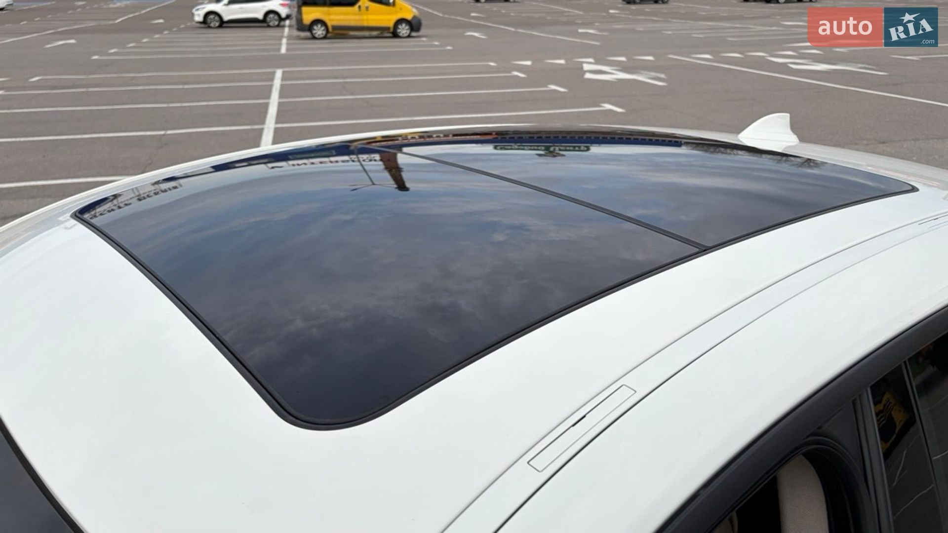 BMW 3 Series GT 2013 VIN WBA3X5C5XED243373 фото оголошення 12 з 34