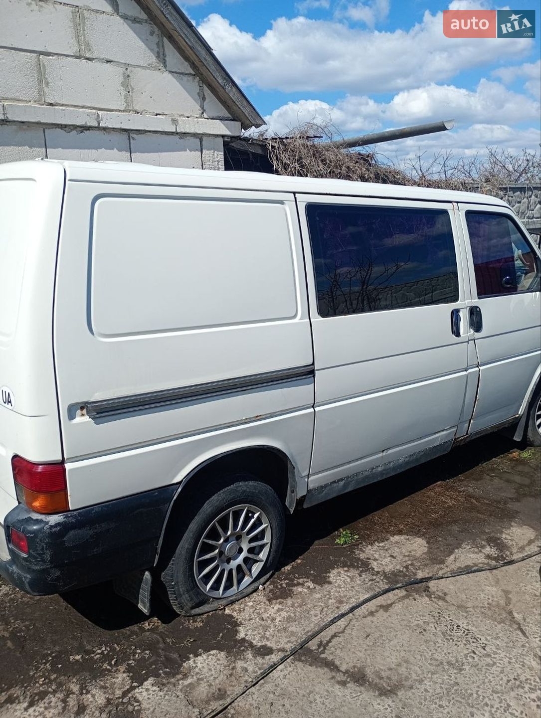 Volkswagen Transporter 1998 VIN WV1ZZZ70ZWH074358 фото оголошення 3 з 5