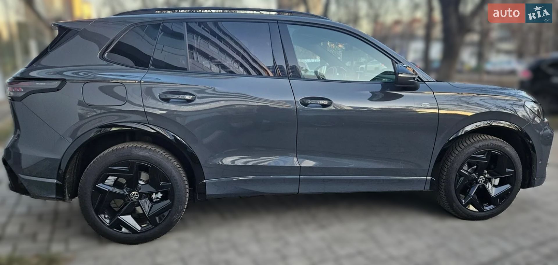 Volkswagen Tiguan 2025 VIN WVGZZZCT9SW557539 фото оголошення 5 з 35