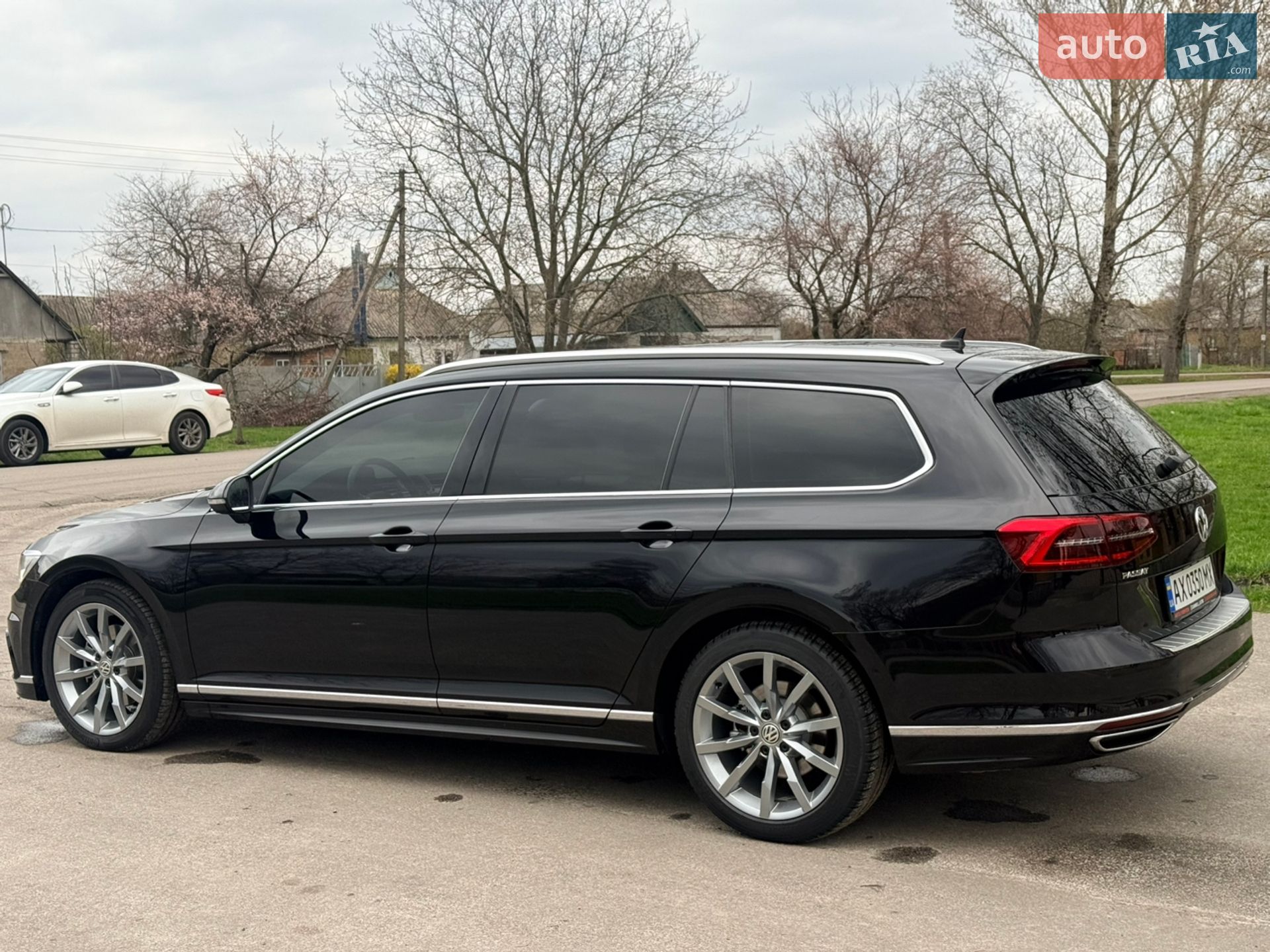 Volkswagen Passat 2018 VIN WVWZZZ3CZKE002818 фото оголошення 5 з 39