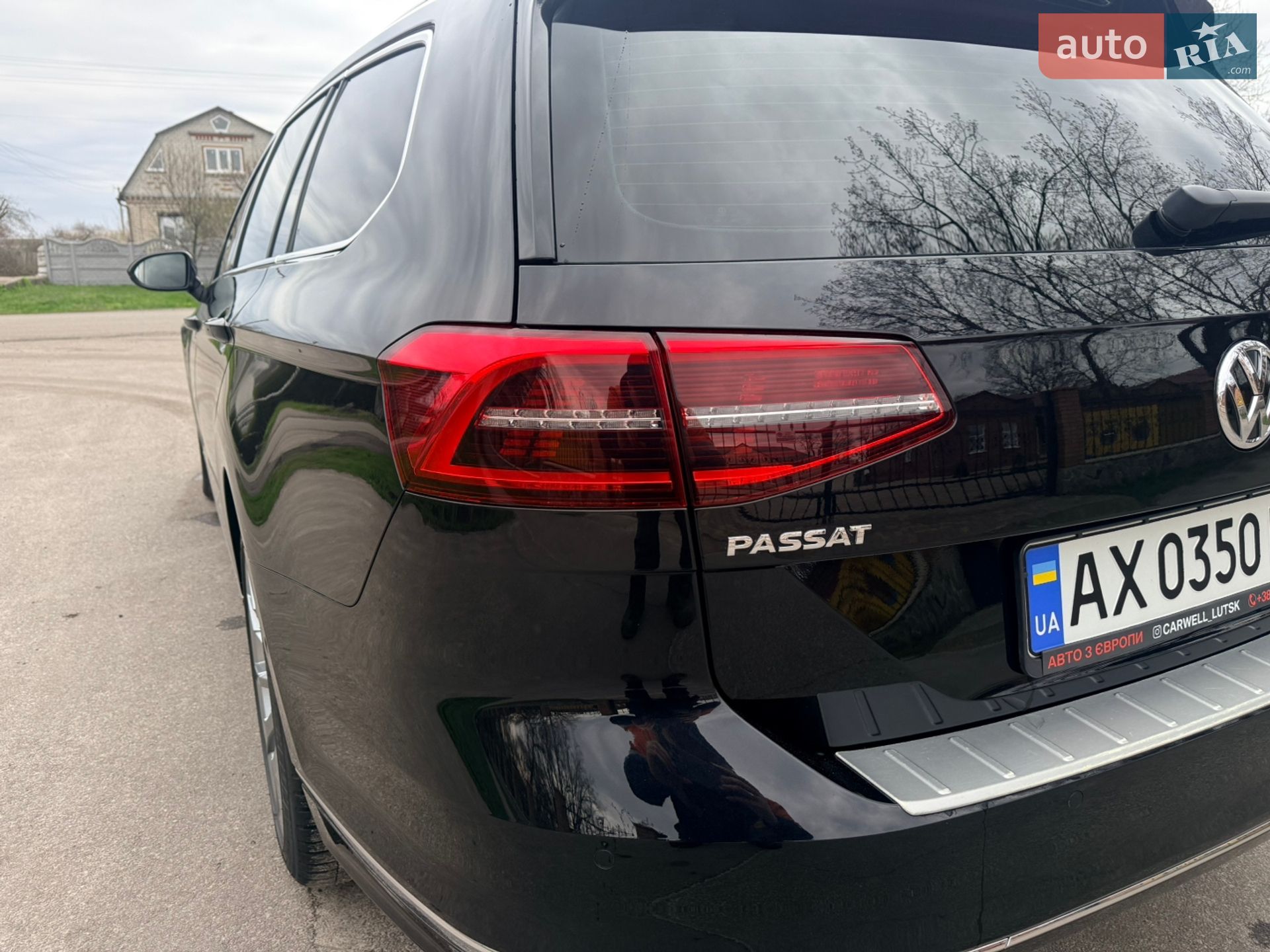 Volkswagen Passat 2018 VIN WVWZZZ3CZKE002818 фото оголошення 31 з 39