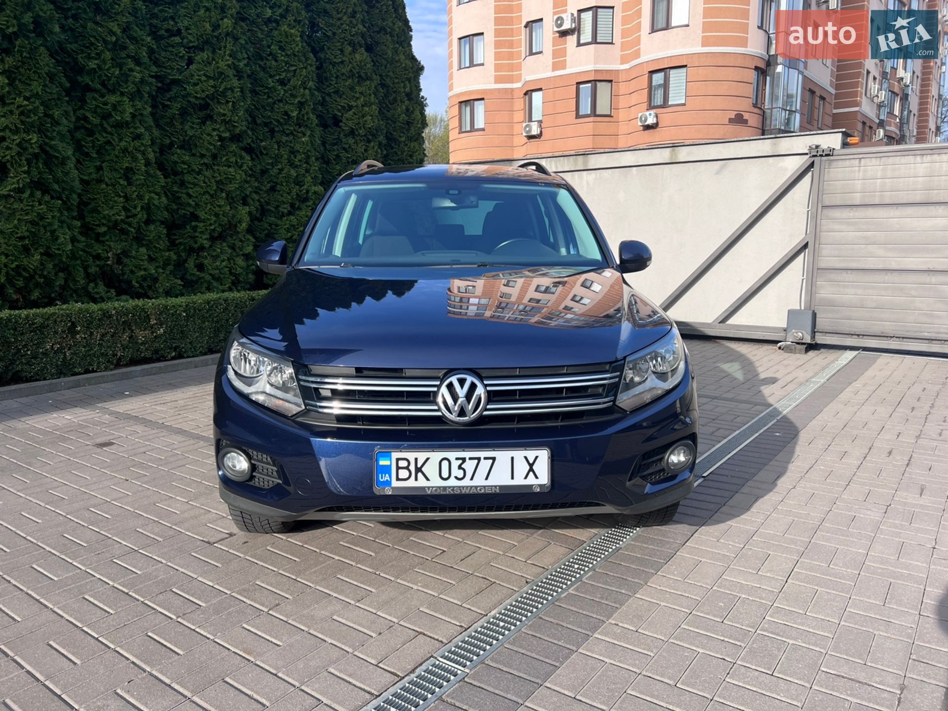 Volkswagen Tiguan 2015 VIN WVGJV7AX1FW591497 фото оголошення 2 з 31