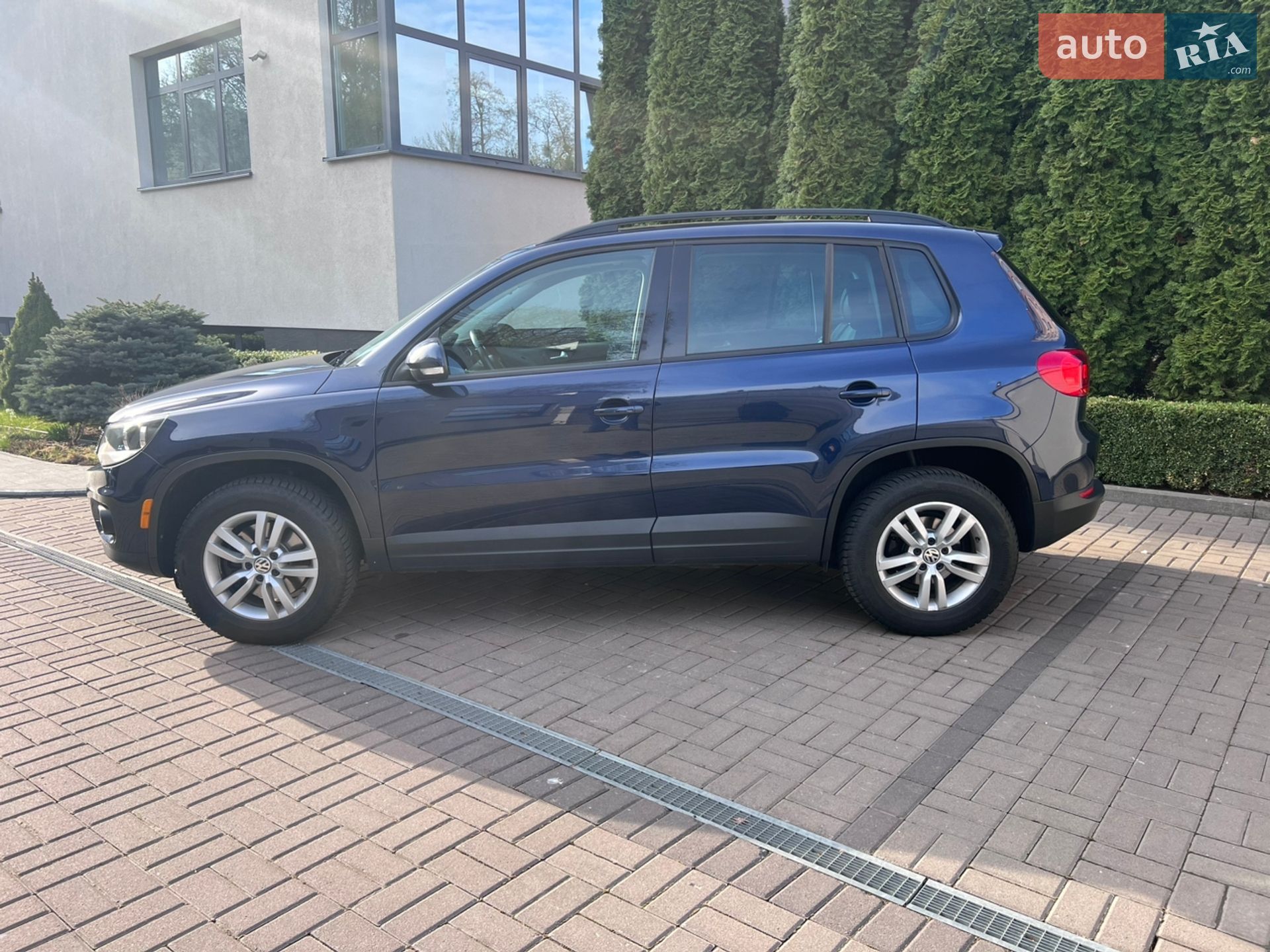 Volkswagen Tiguan 2015 VIN WVGJV7AX1FW591497 фото оголошення 13 з 31