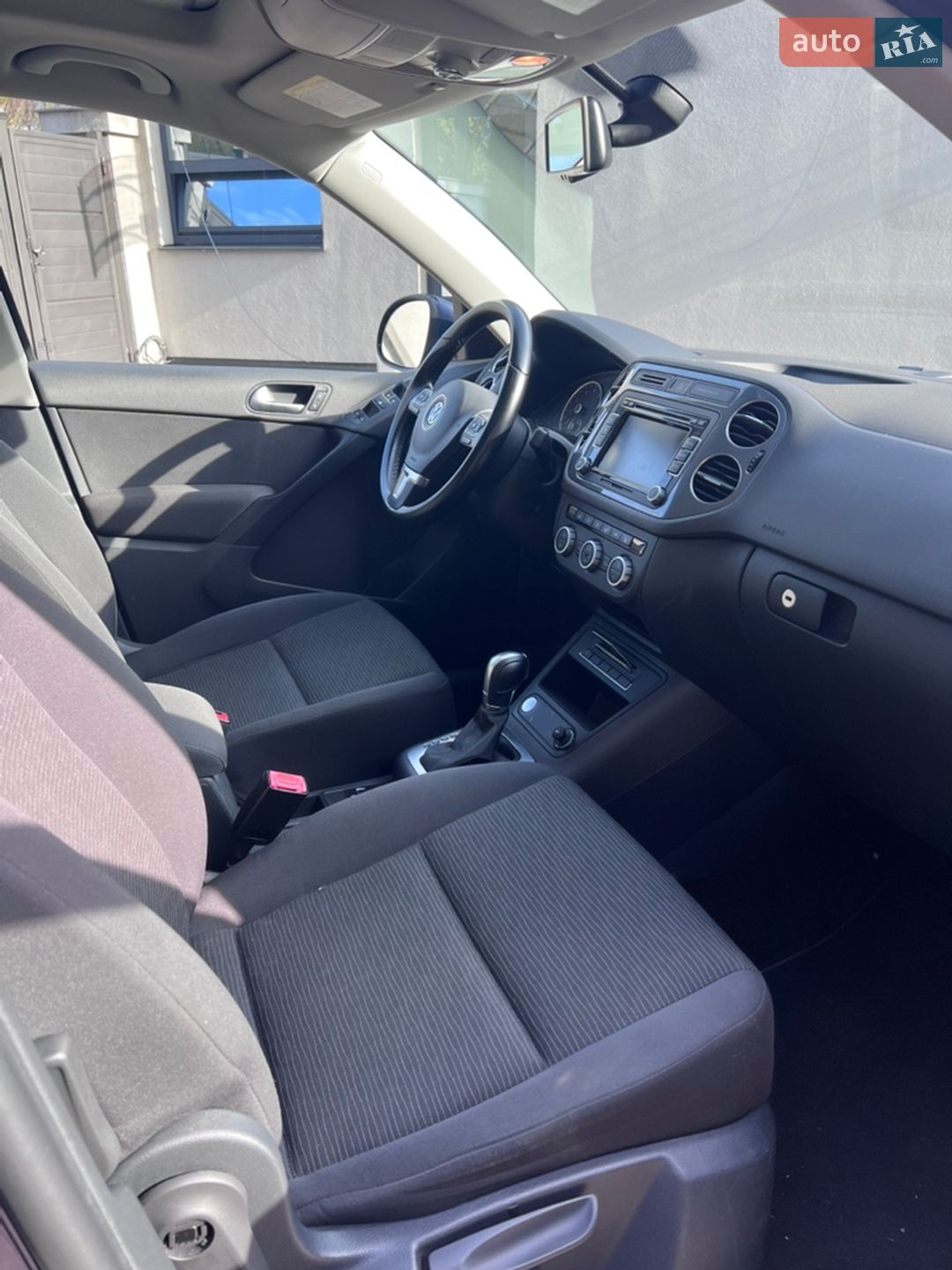 Volkswagen Tiguan 2015 VIN WVGJV7AX1FW591497 фото оголошення 28 з 31