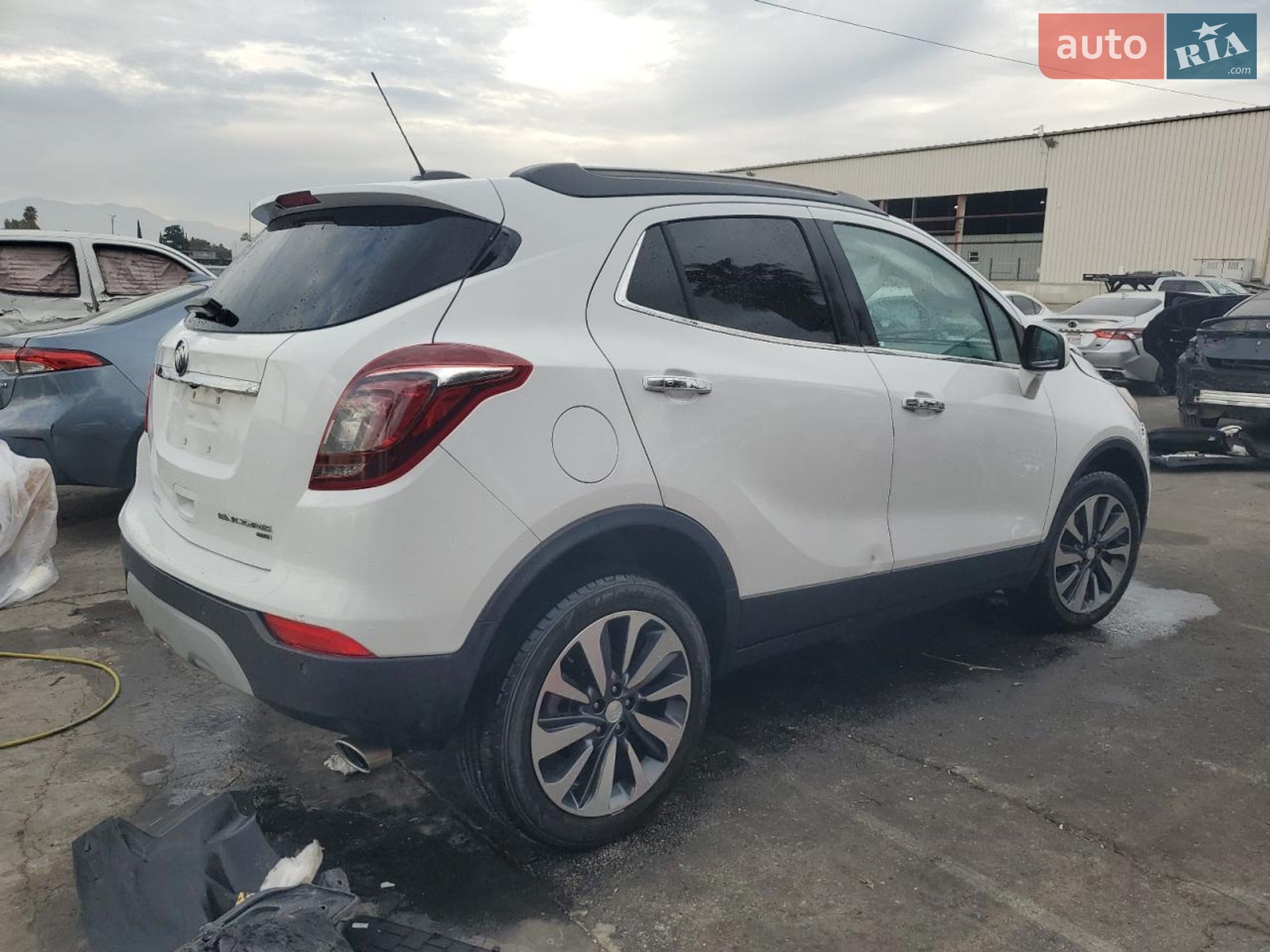 Buick Encore 2021 VIN KL4CJESM1MB361264 фото оголошення 4 з 14