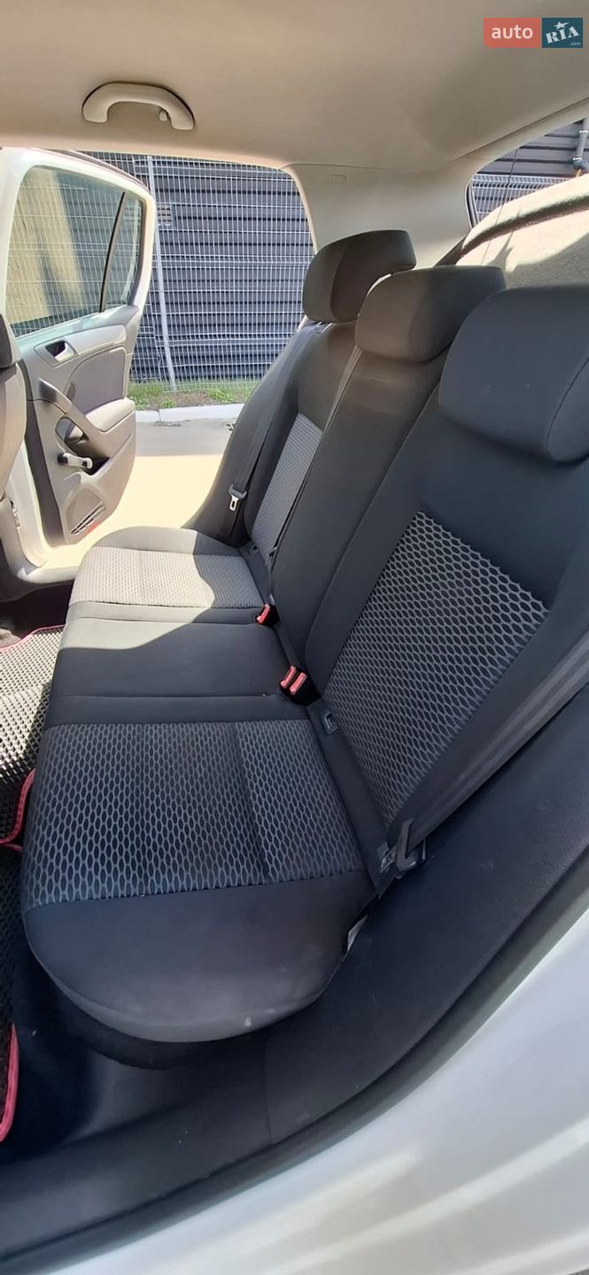 Volkswagen Golf 2009 VIN WVWZZZ1KZ9W509987 фото оголошення 10 з 17