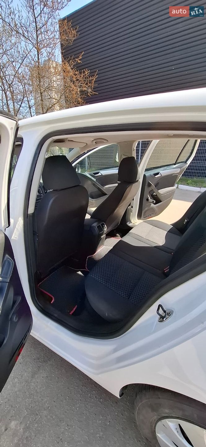 Volkswagen Golf 2009 VIN WVWZZZ1KZ9W509987 фото оголошення 9 з 17