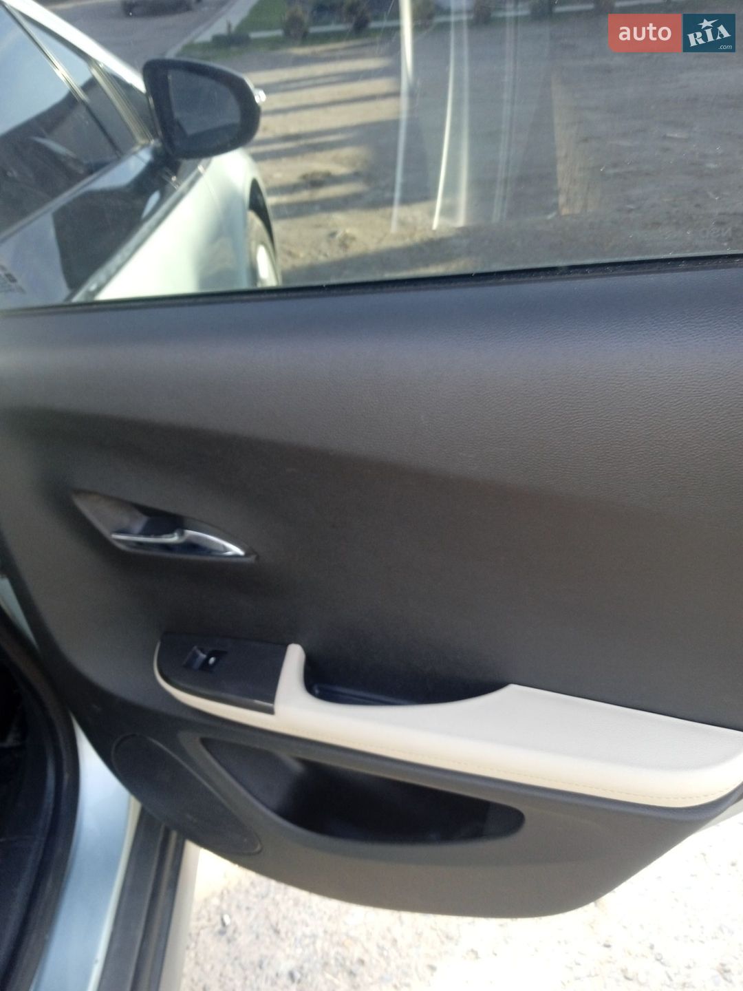 Chevrolet Volt 2011 VIN 1G1RD6E48CU105255 фото оголошення 25 з 27
