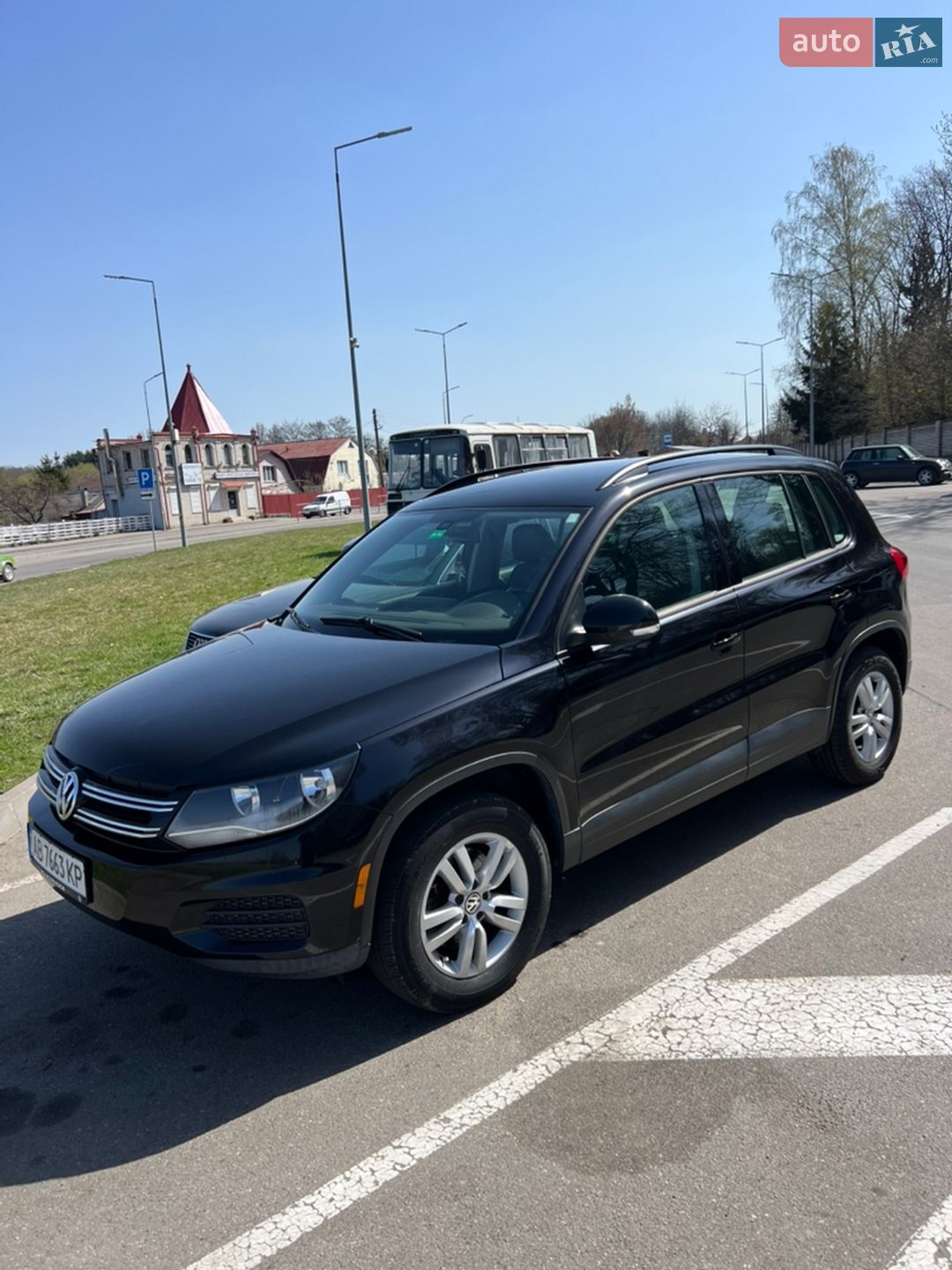 Volkswagen Tiguan 2015 VIN WVGAV7AX9GW545711 фото оголошення 3 з 16