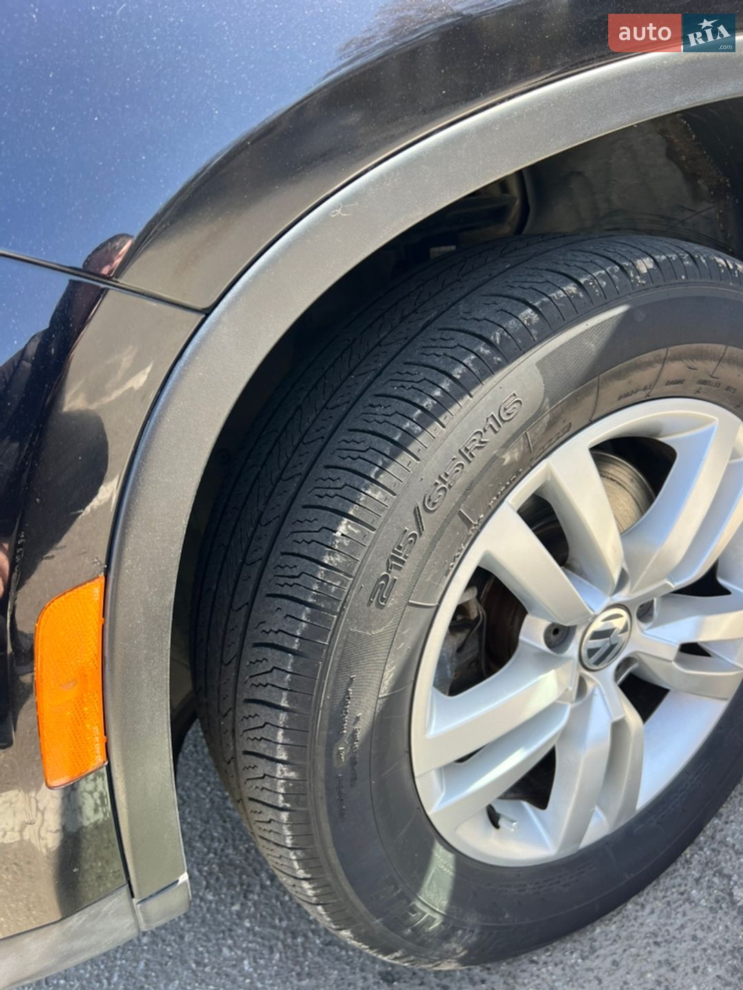 Volkswagen Tiguan 2015 VIN WVGAV7AX9GW545711 фото оголошення 15 з 16