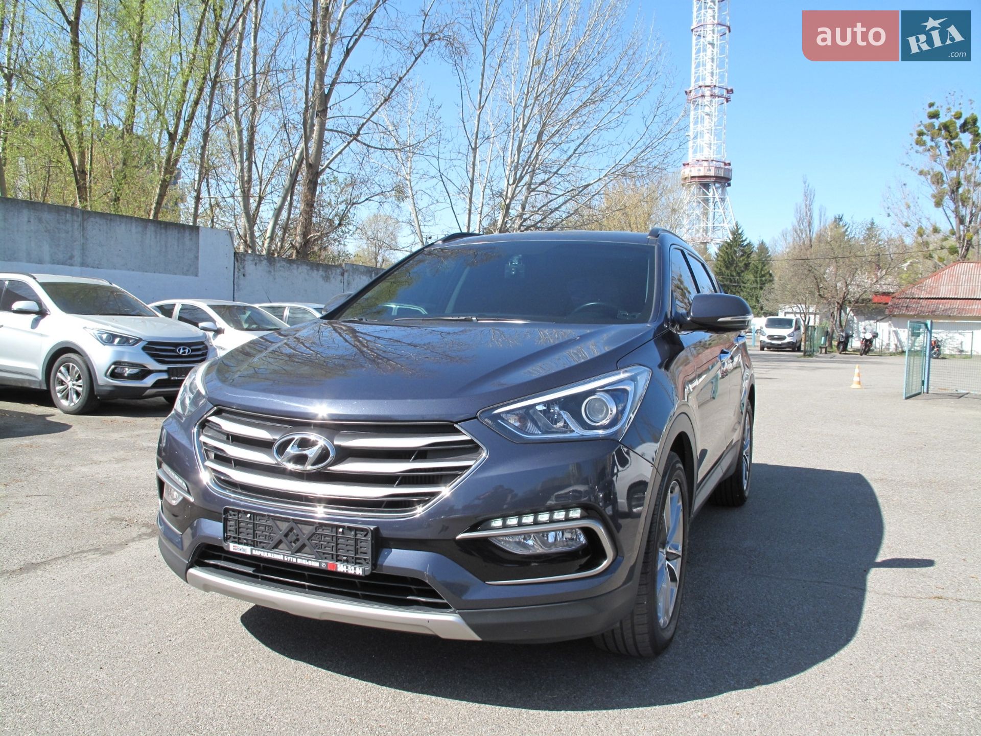 Hyundai Santa FE 2016 VIN KMHSW81XBGU625843 фото оголошення 8 з 92
