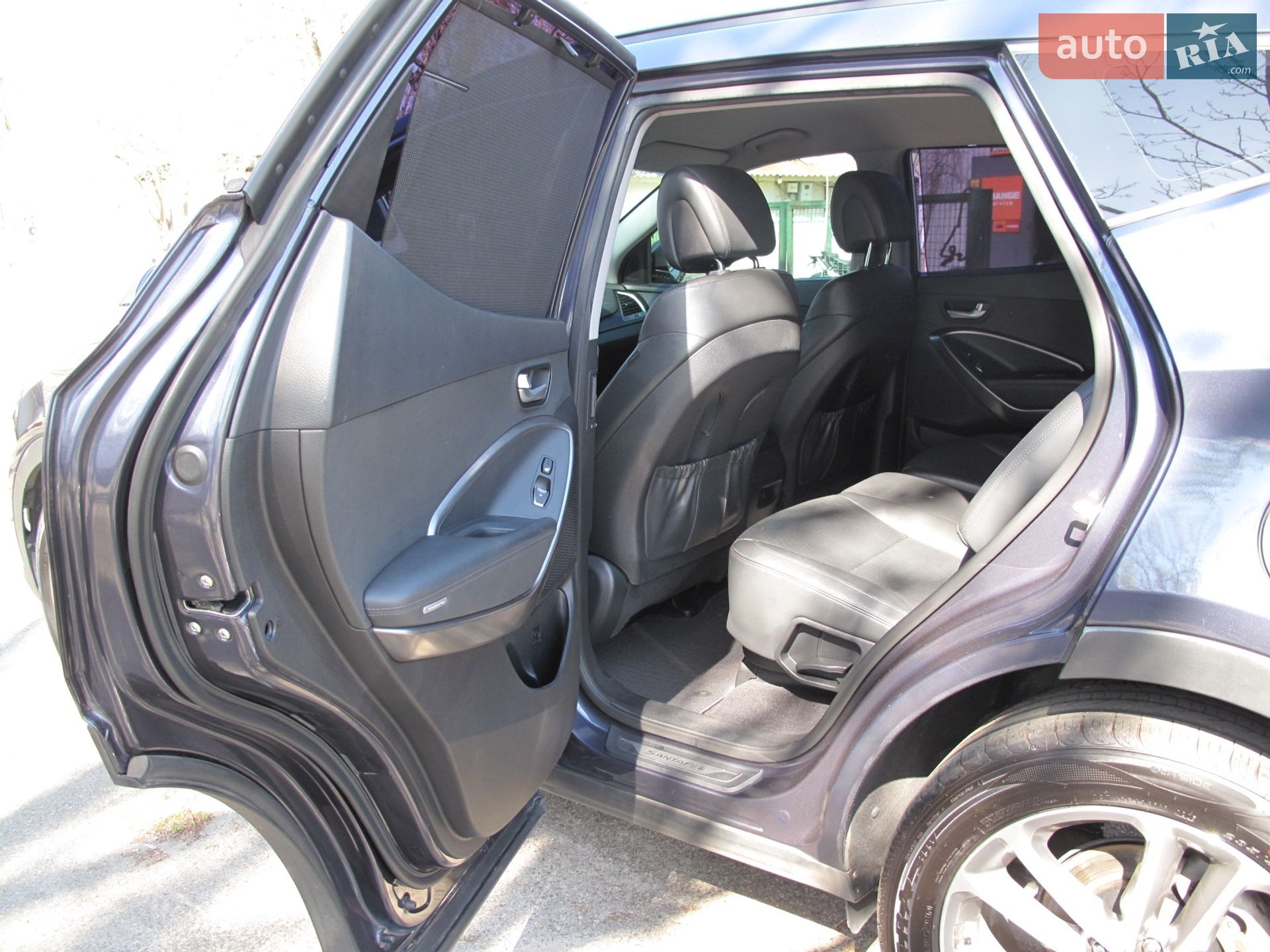 Hyundai Santa FE 2016 VIN KMHSW81XBGU625843 фото оголошення 23 з 92