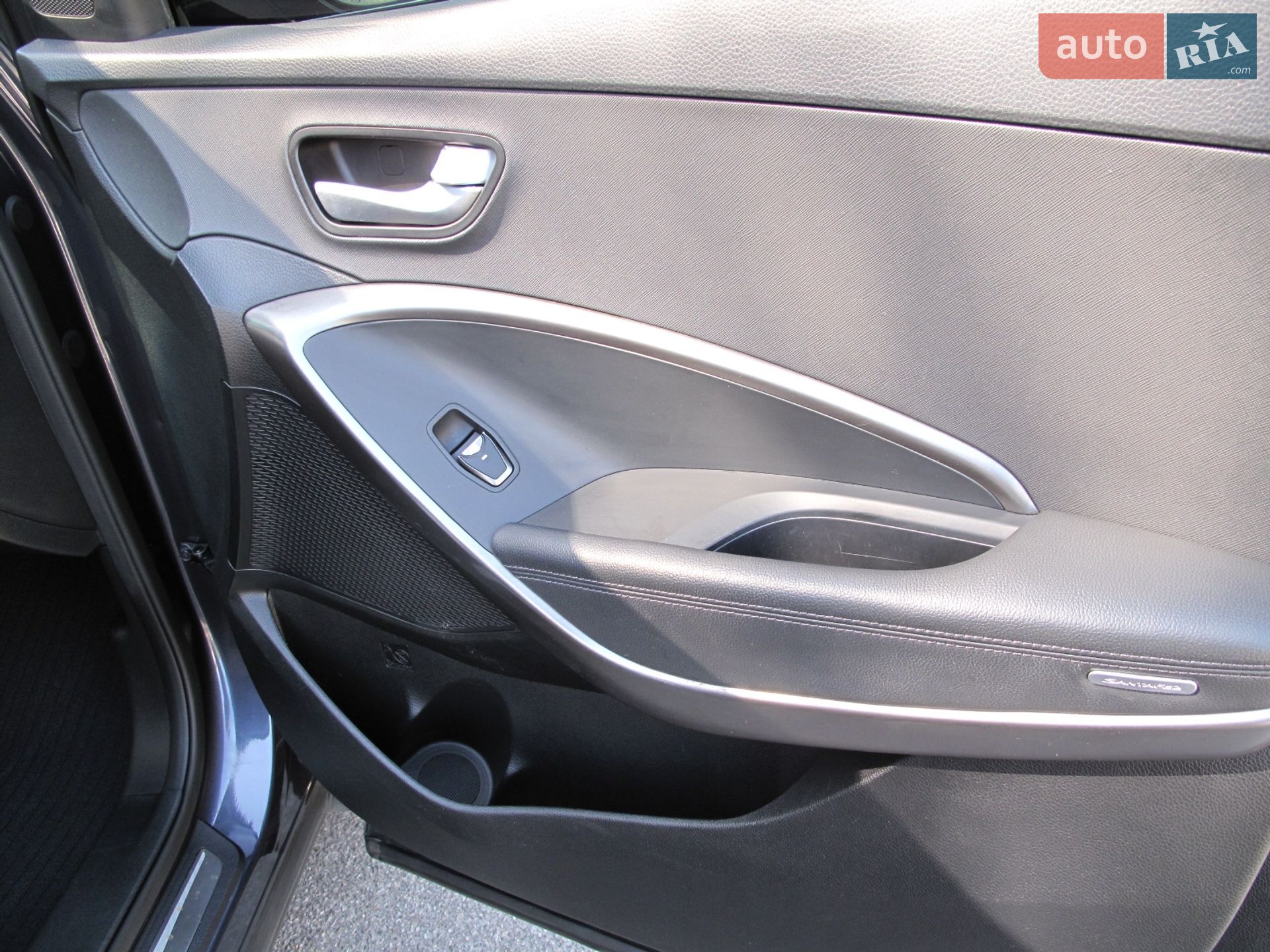 Hyundai Santa FE 2016 VIN KMHSW81XBGU625843 фото оголошення 46 з 92