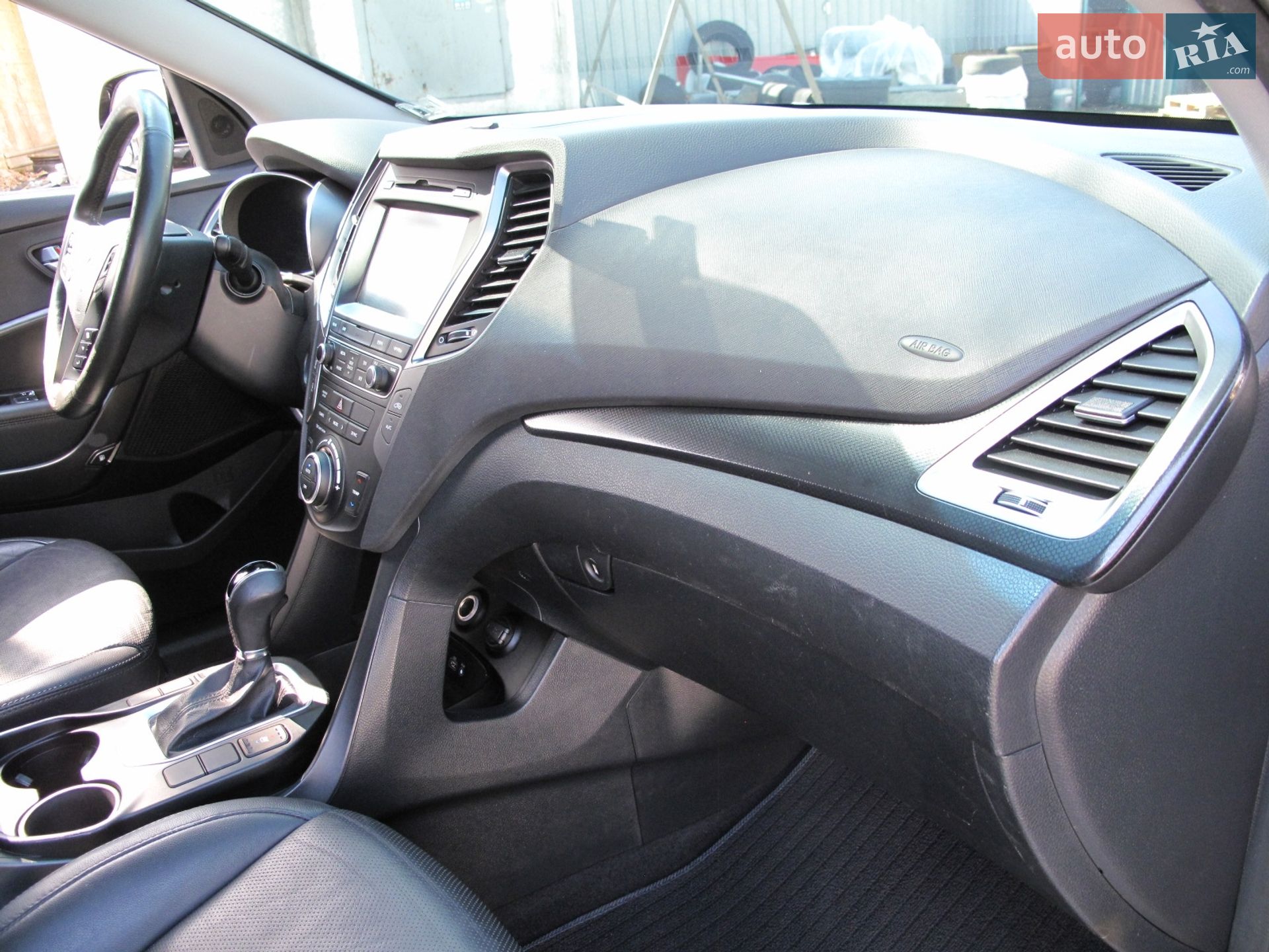 Hyundai Santa FE 2016 VIN KMHSW81XBGU625843 фото оголошення 47 з 92