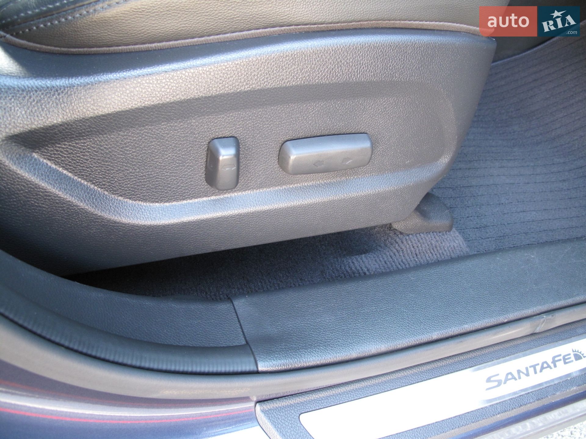 Hyundai Santa FE 2016 VIN KMHSW81XBGU625843 фото оголошення 50 з 92
