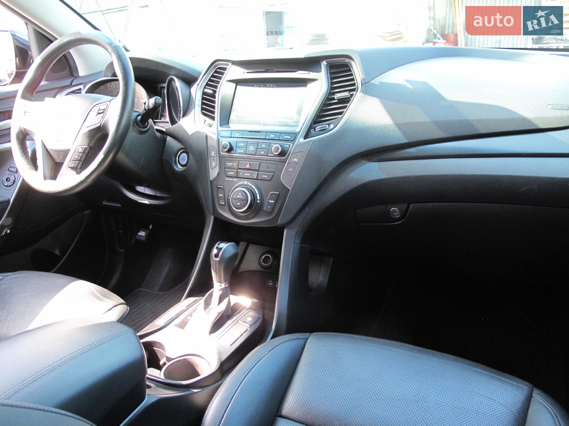 Hyundai Santa FE 2016 VIN KMHSW81XBGU625843 фото оголошення 64 з 92