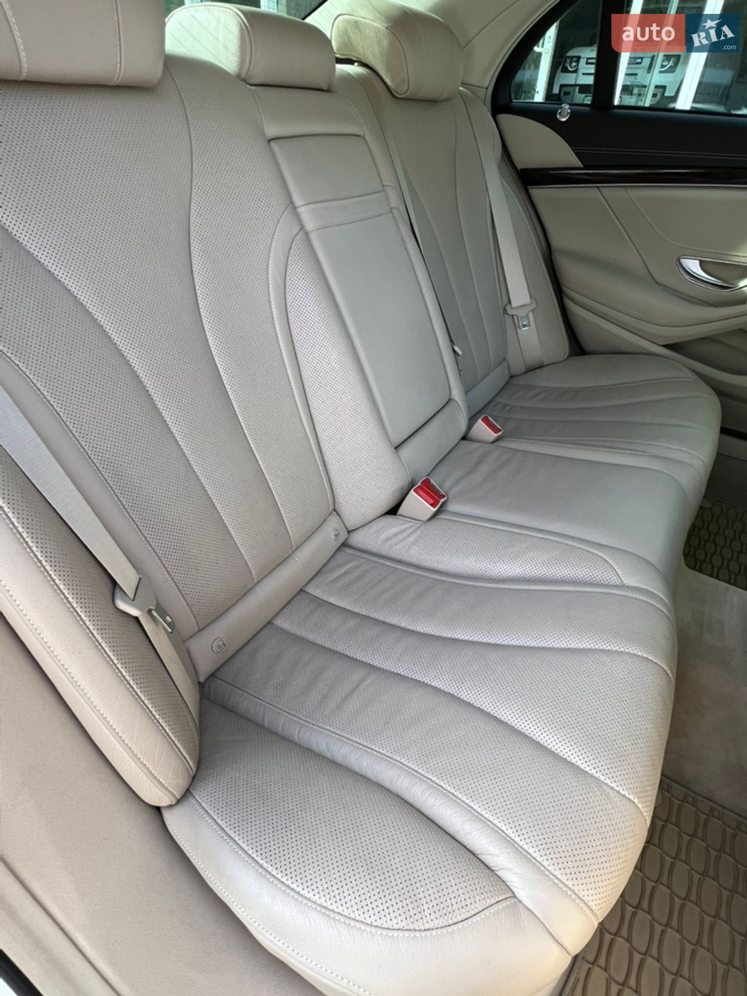 Mercedes-Benz S-Class 2017 VIN WDD2220671A322636 фото оголошення 28 з 51