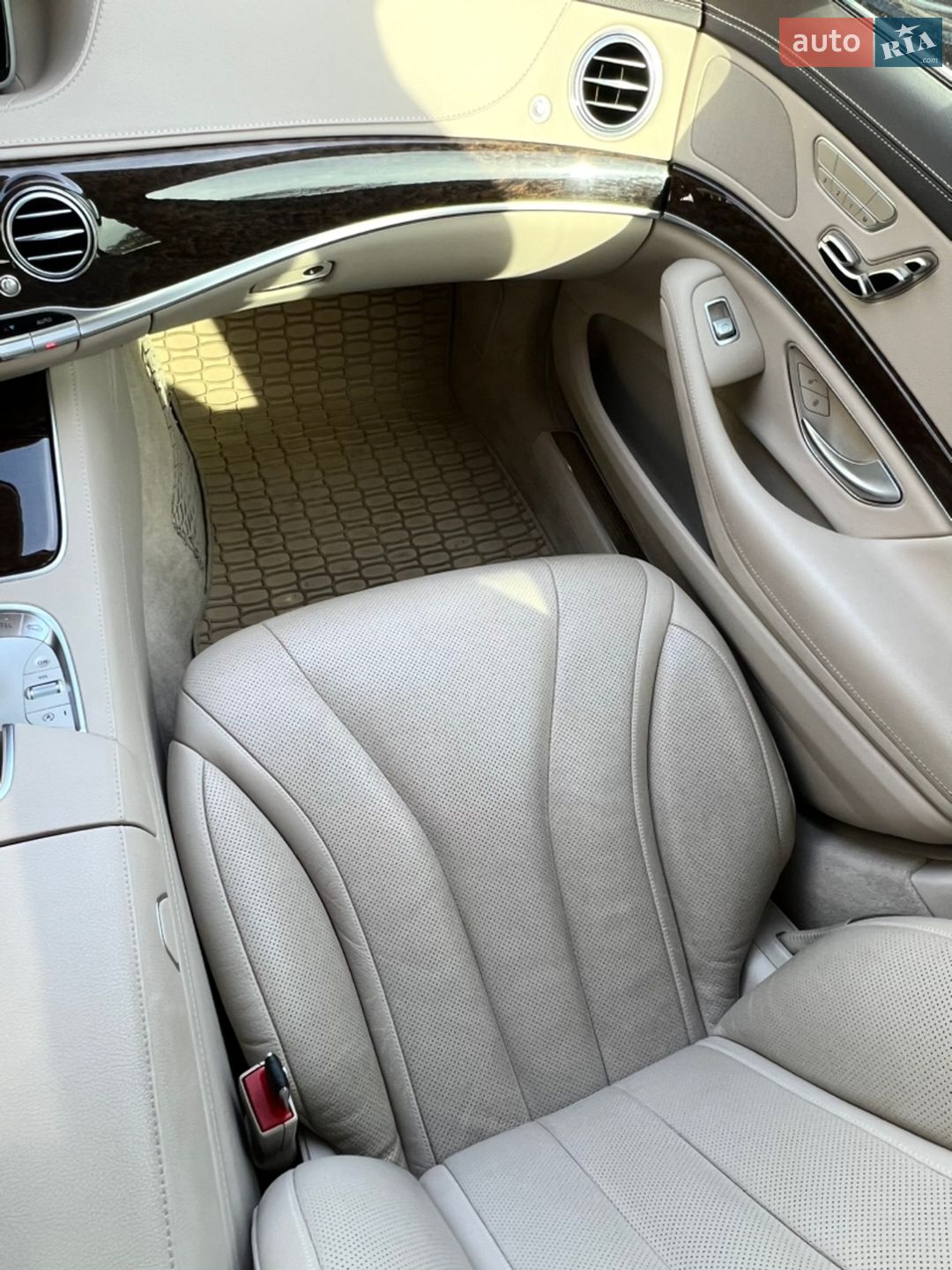Mercedes-Benz S-Class 2017 VIN WDD2220671A322636 фото оголошення 31 з 51