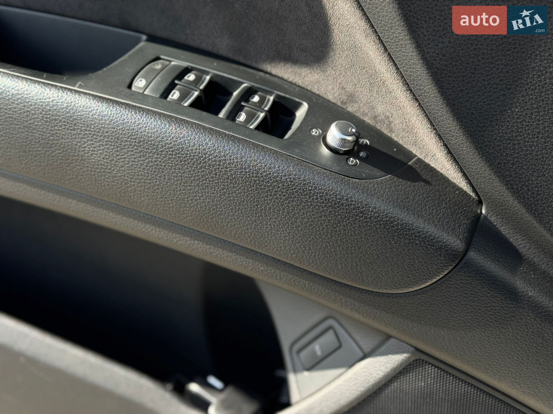 Audi Q7 2013 VIN WAUZZZ4L6ED015007 фото оголошення 17 з 43