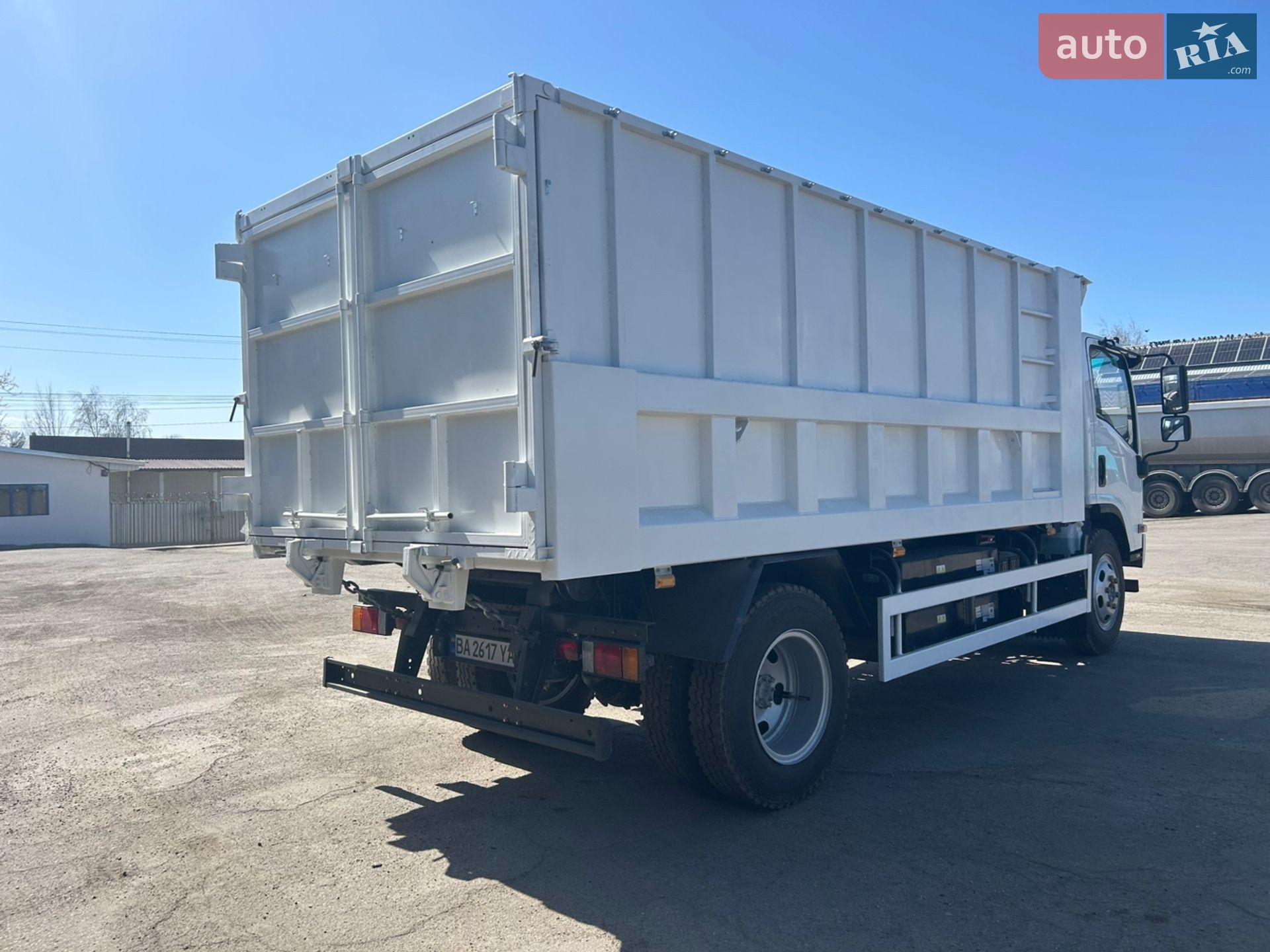 Isuzu Elf 2025 VIN LWLRAEYKXSL002610 фото оголошення 5 з 7