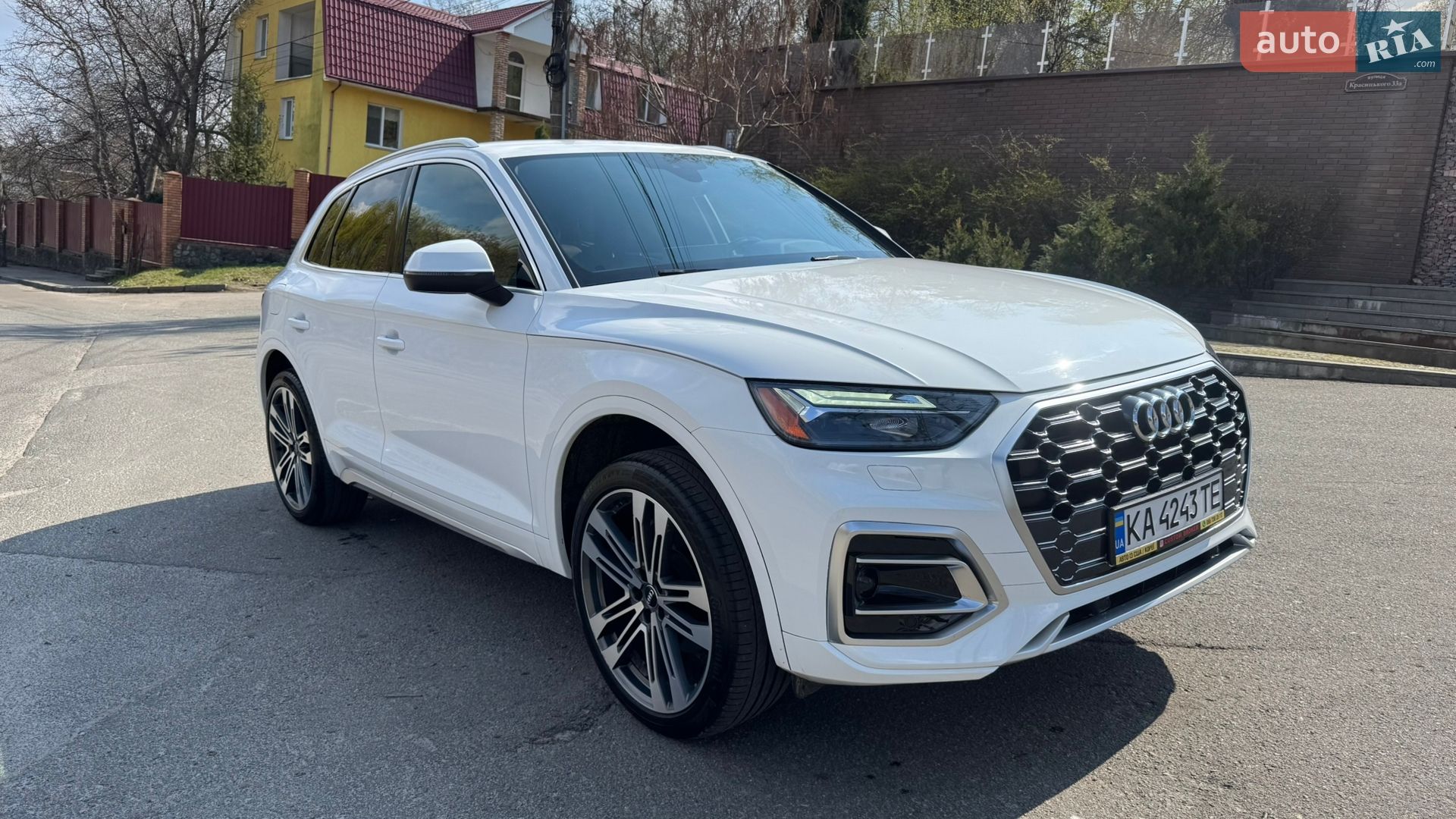 Audi Q5 2021 VIN WA1AAAFY2M2108791 фото оголошення 9 з 25