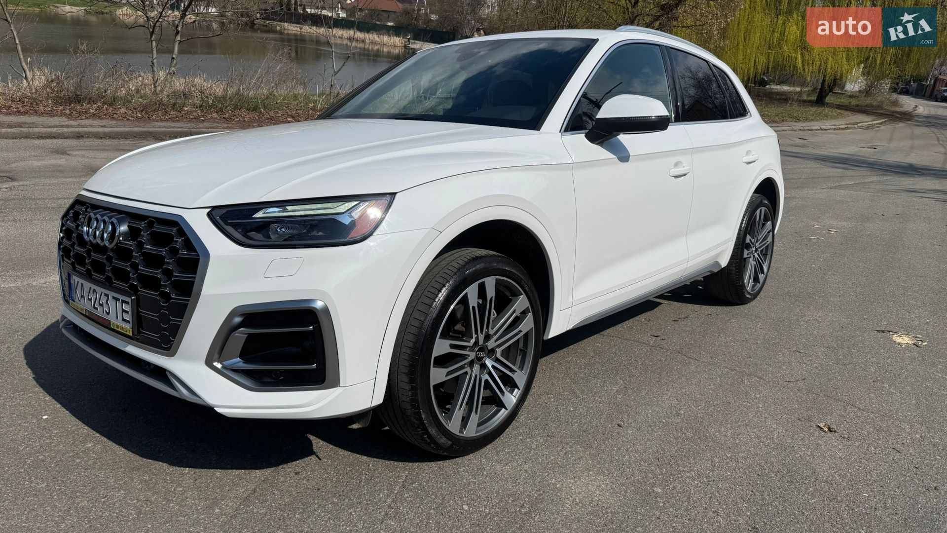 Audi Q5 2021 VIN WA1AAAFY2M2108791 фото оголошення 12 з 25