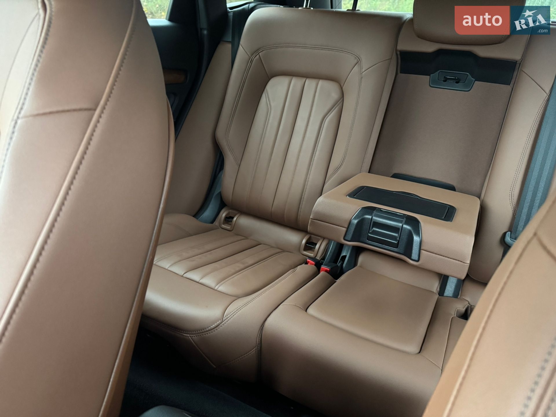Audi Q5 2021 VIN WA1AAAFY2M2108791 фото оголошення 23 з 25
