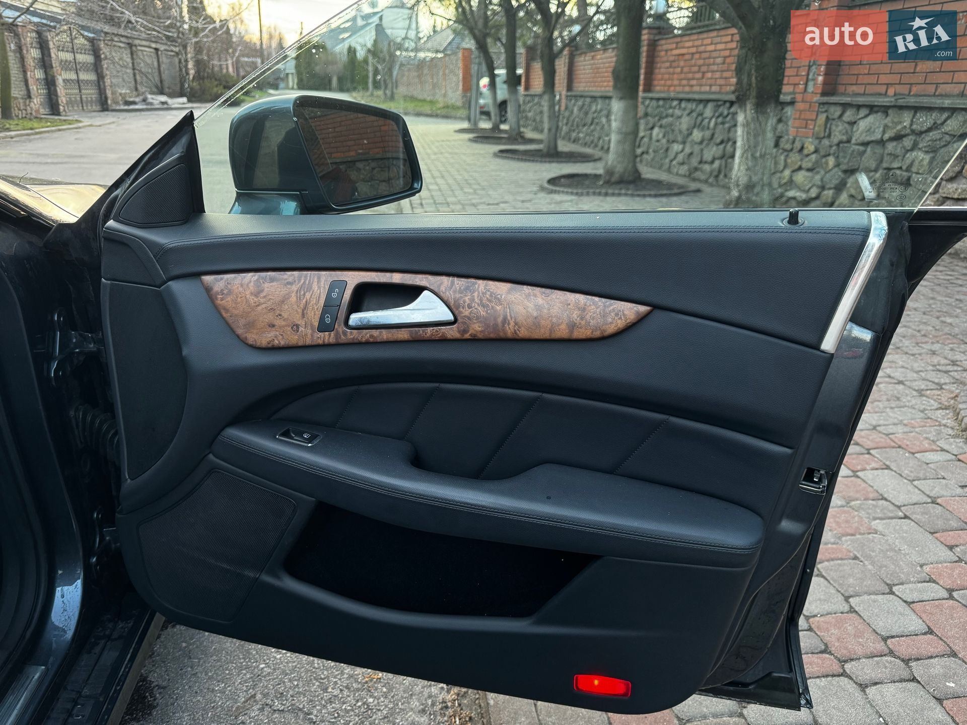 Mercedes-Benz CLS-Class 2011 VIN WDD2183231A004618 фото оголошення 21 з 23