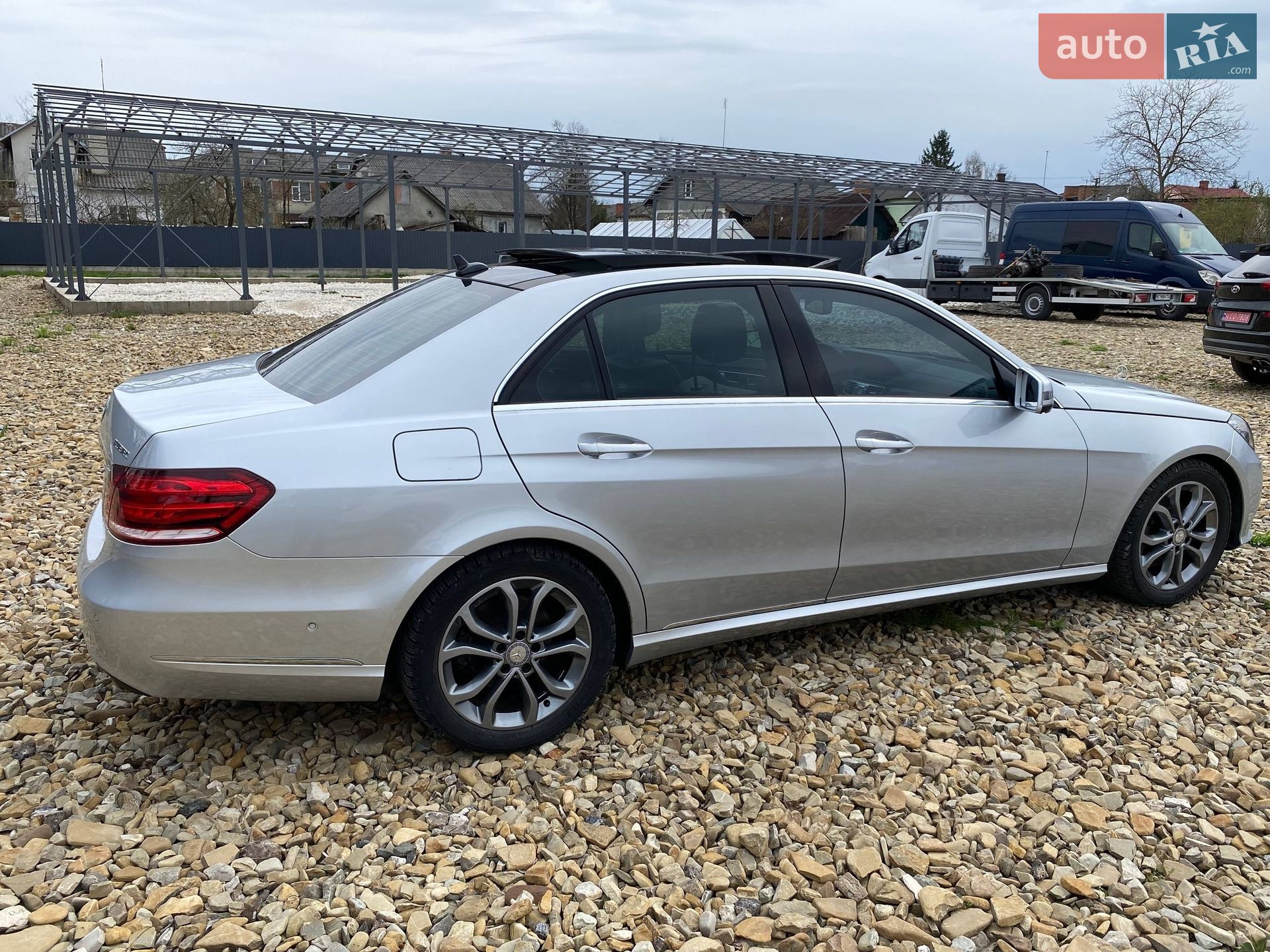 Mercedes-Benz E-Class 2013 VIN WDDHF9HB3EA945902 фото оголошення 9 з 25