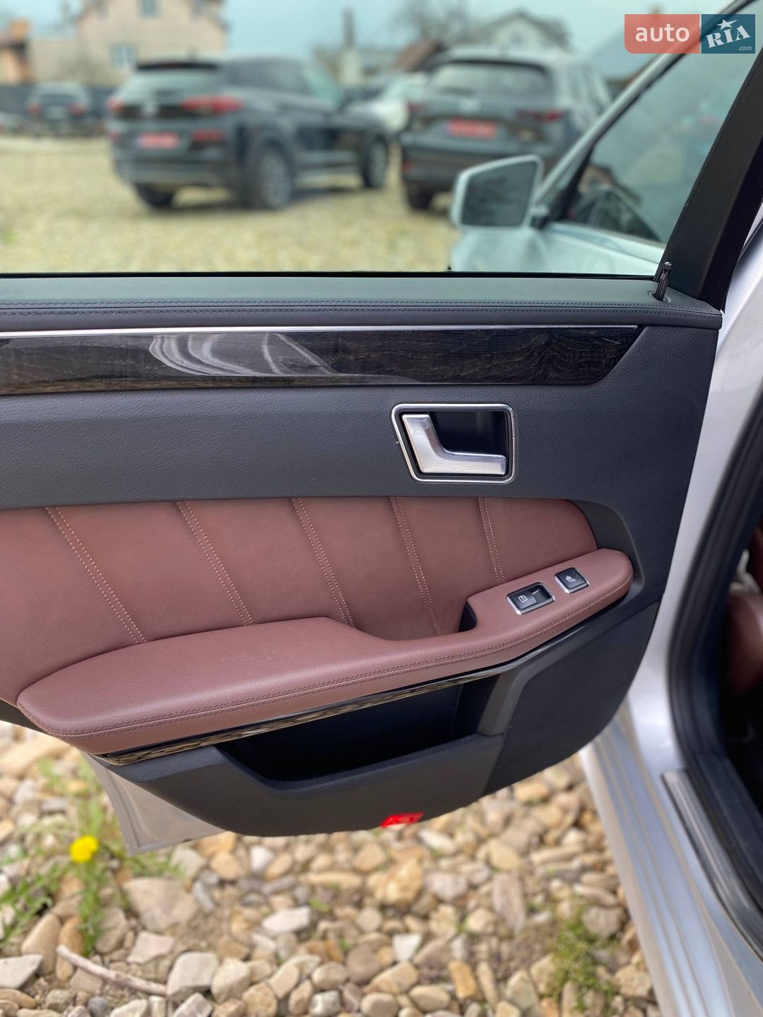 Mercedes-Benz E-Class 2013 VIN WDDHF9HB3EA945902 фото оголошення 19 з 25