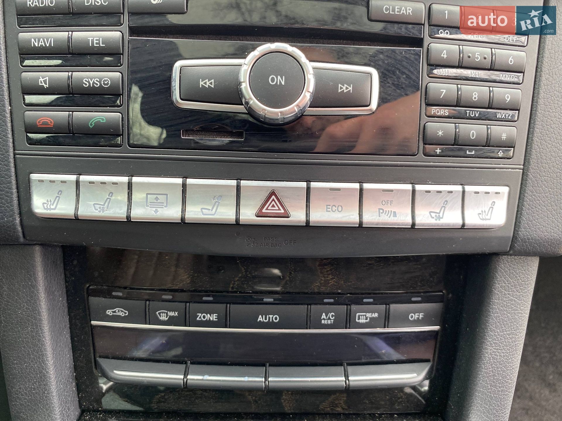 Mercedes-Benz E-Class 2013 VIN WDDHF9HB3EA945902 фото оголошення 21 з 25