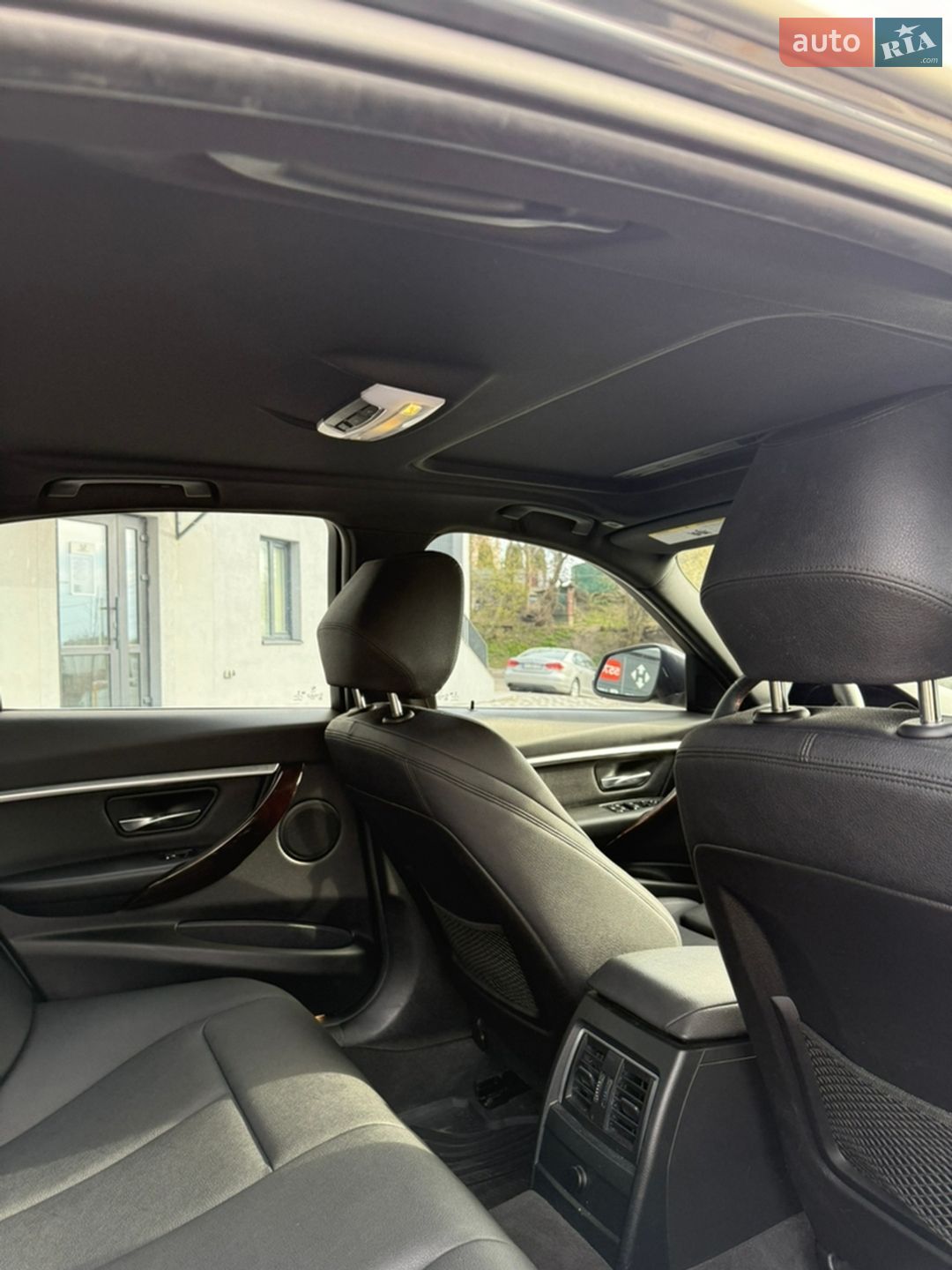 BMW 3 Series 2017 VIN WBA8D9G36HNU65566 фото оголошення 38 з 38