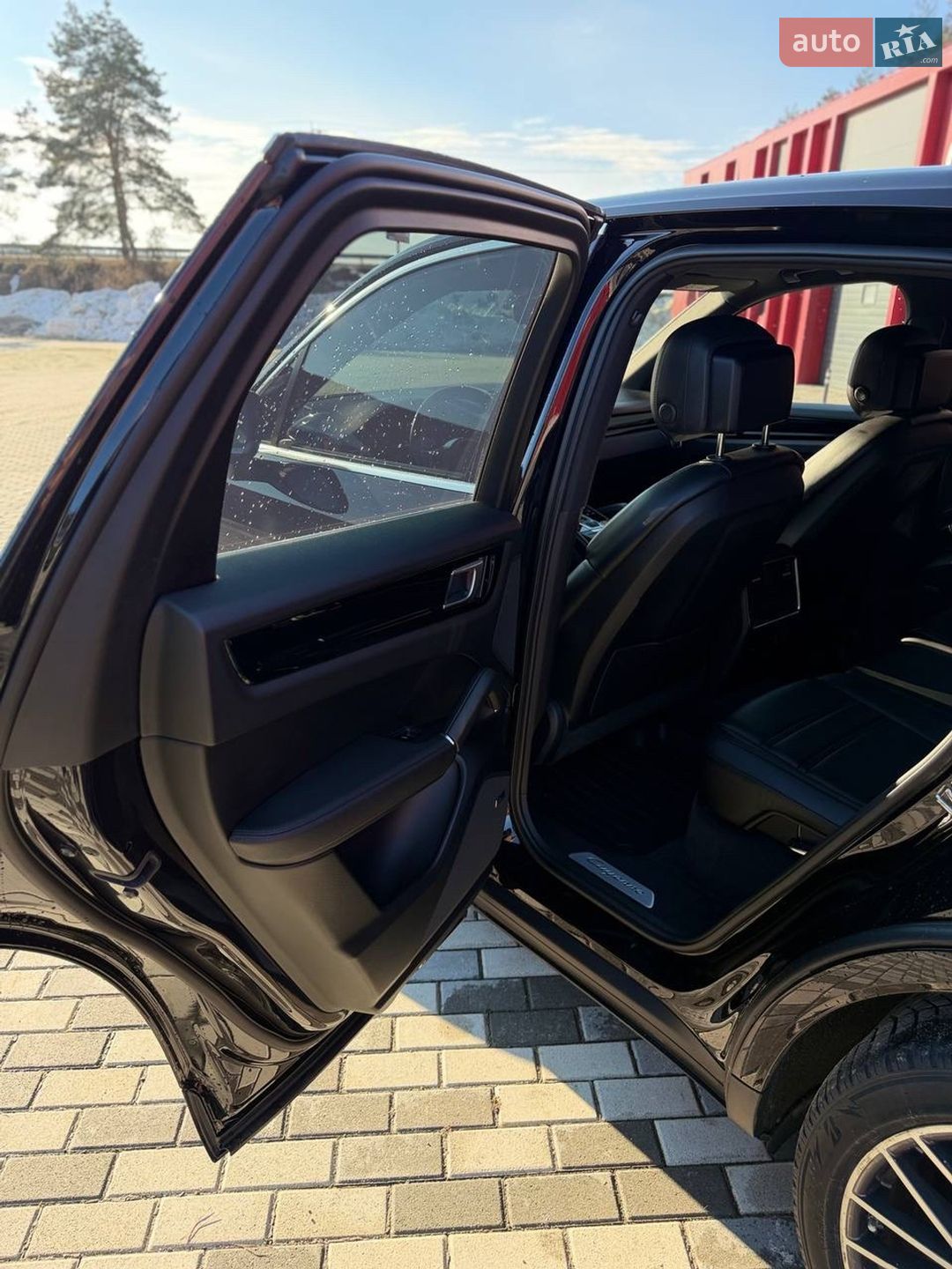 Porsche Cayenne 2018 VIN WP1ZZZ9YZKDA03524 фото оголошення 29 з 86