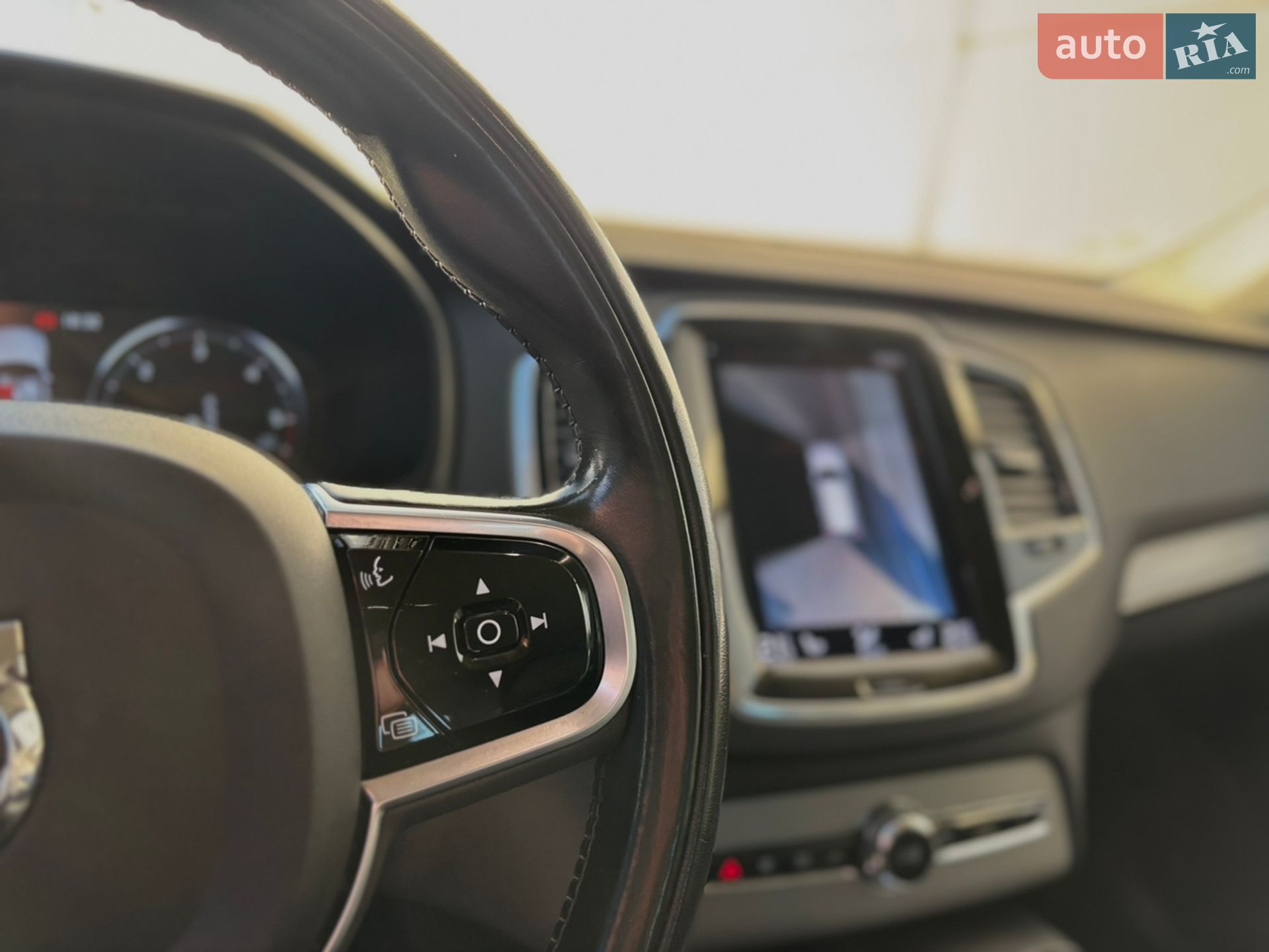 Volvo XC90 2020 VIN YV1LCK2VCM1685454 фото оголошення 35 з 61