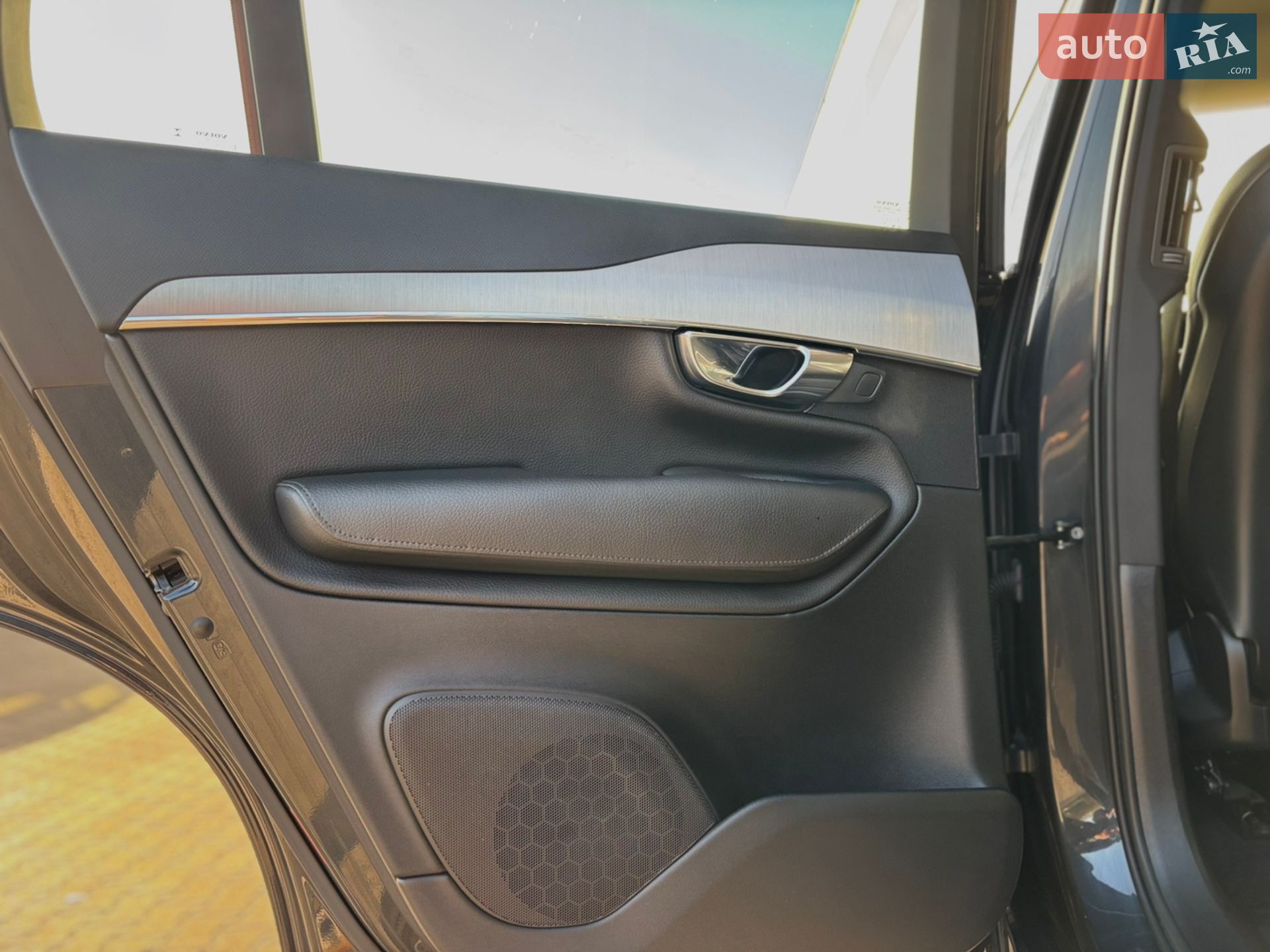 Volvo XC90 2020 VIN YV1LCK2VCM1685454 фото оголошення 45 з 61