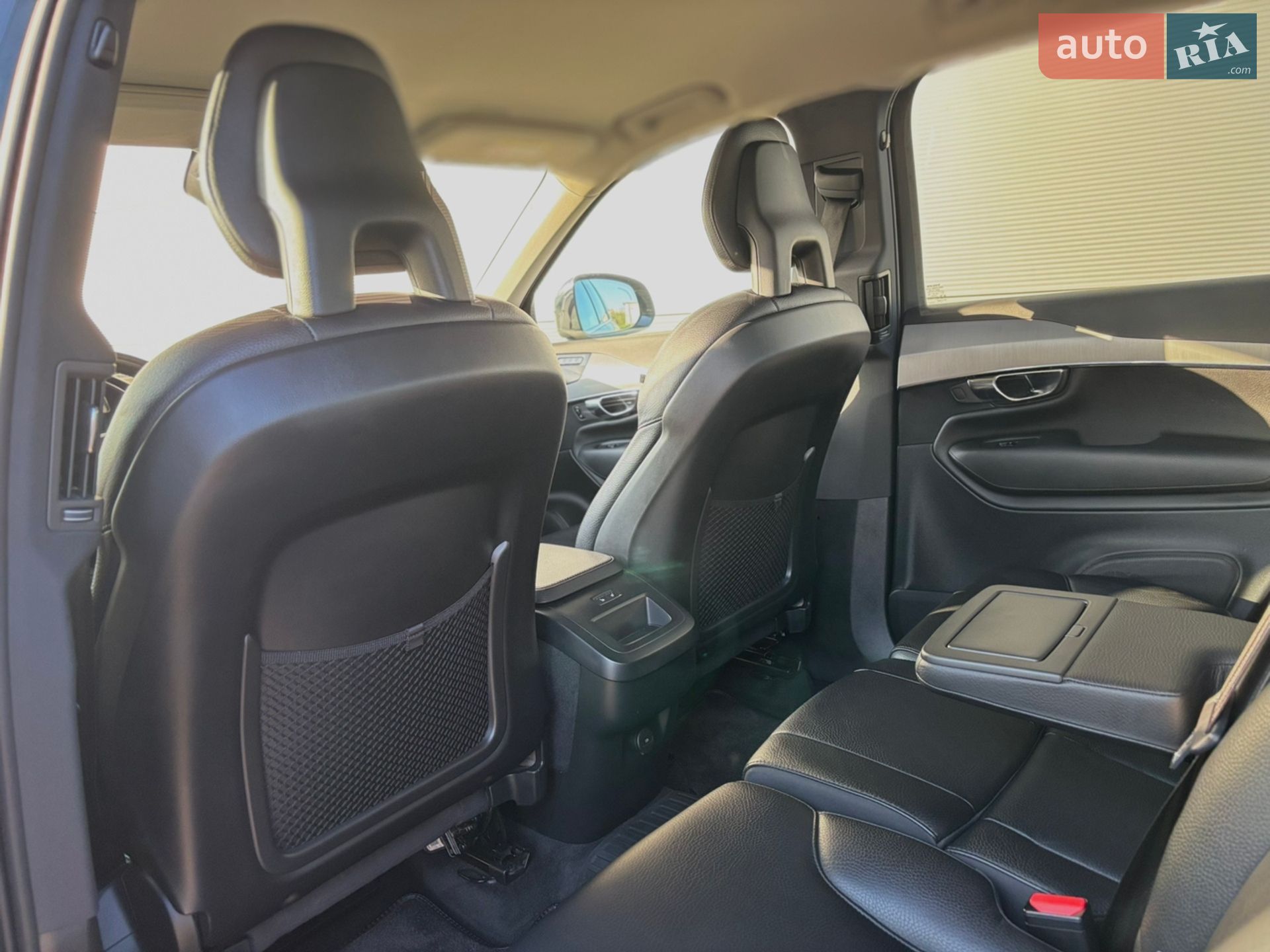 Volvo XC90 2020 VIN YV1LCK2VCM1685454 фото оголошення 47 з 61