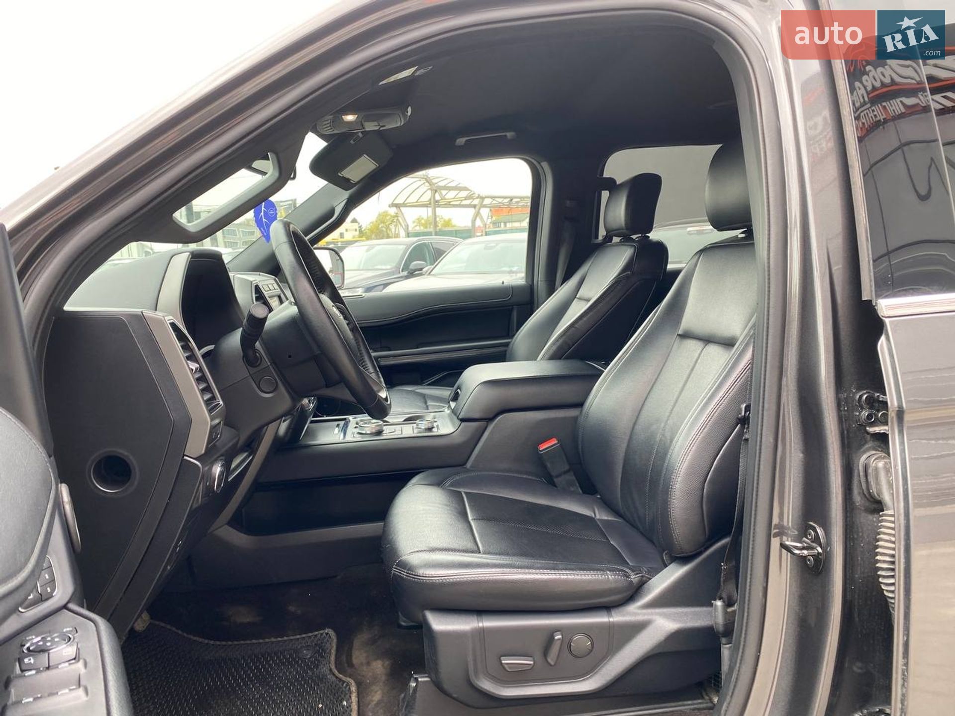 Ford Expedition 2020 VIN 1FMJK1JT4LEA37911 фото оголошення 18 з 28