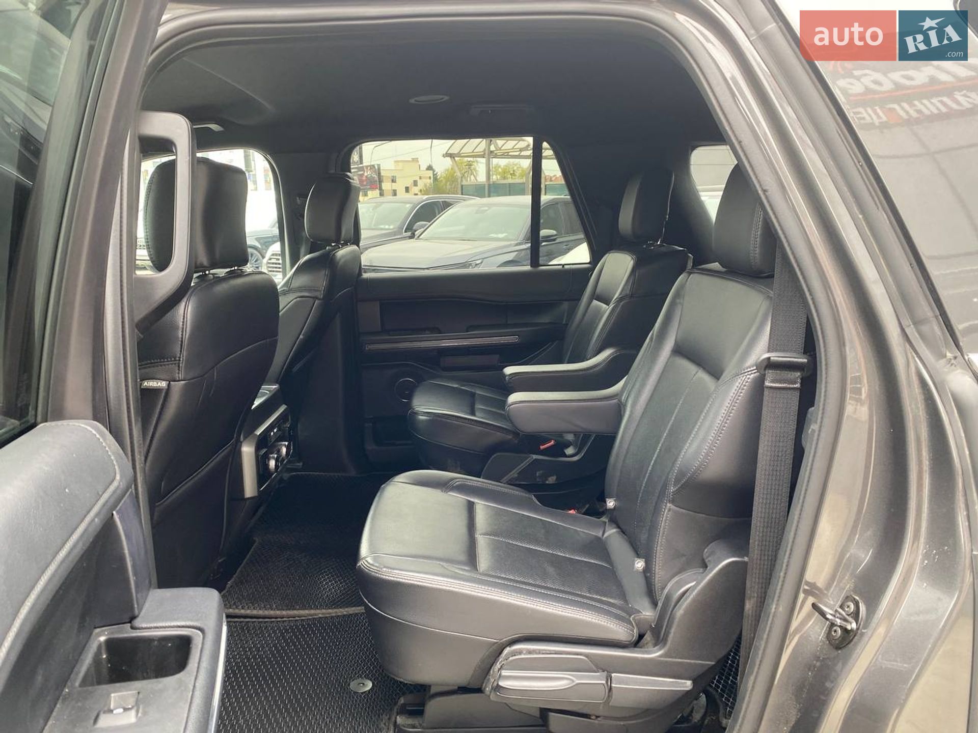 Ford Expedition 2020 VIN 1FMJK1JT4LEA37911 фото оголошення 20 з 28