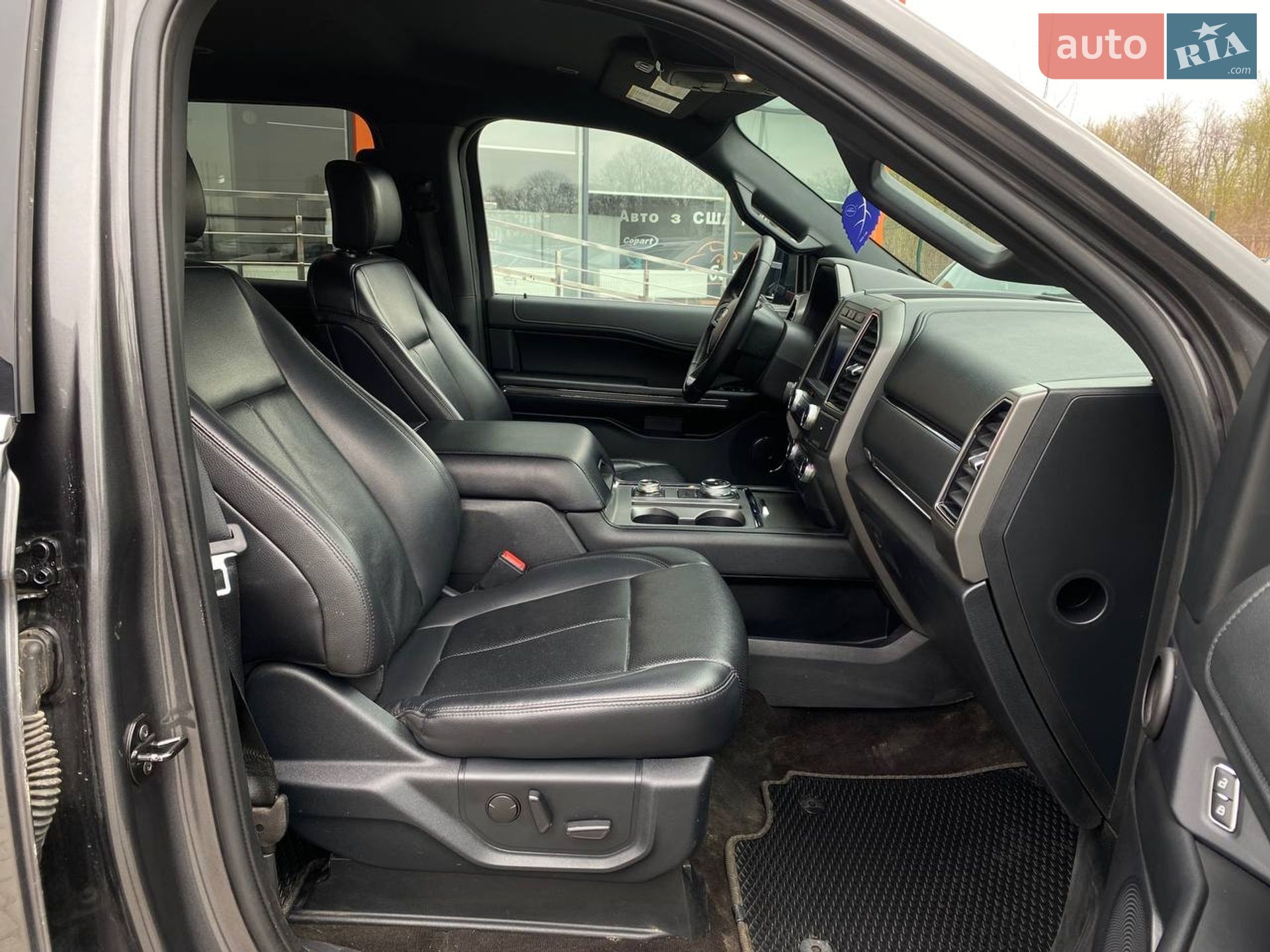 Ford Expedition 2020 VIN 1FMJK1JT4LEA37911 фото оголошення 25 з 28