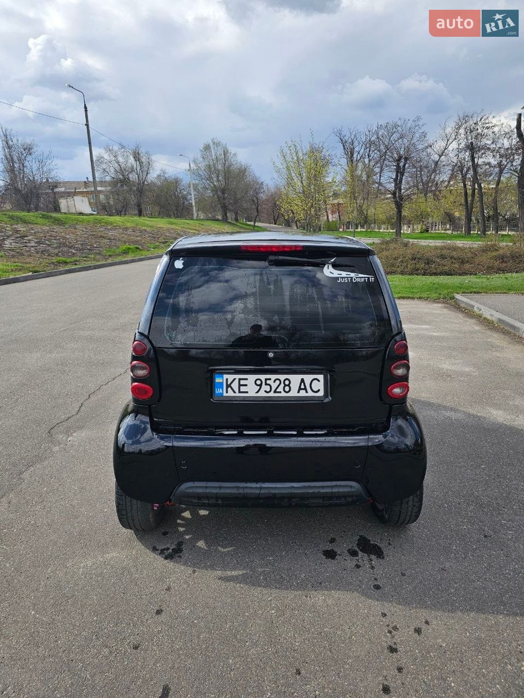 Smart Fortwo 2002 VIN WME01MC012H093698 фото оголошення 5 з 8